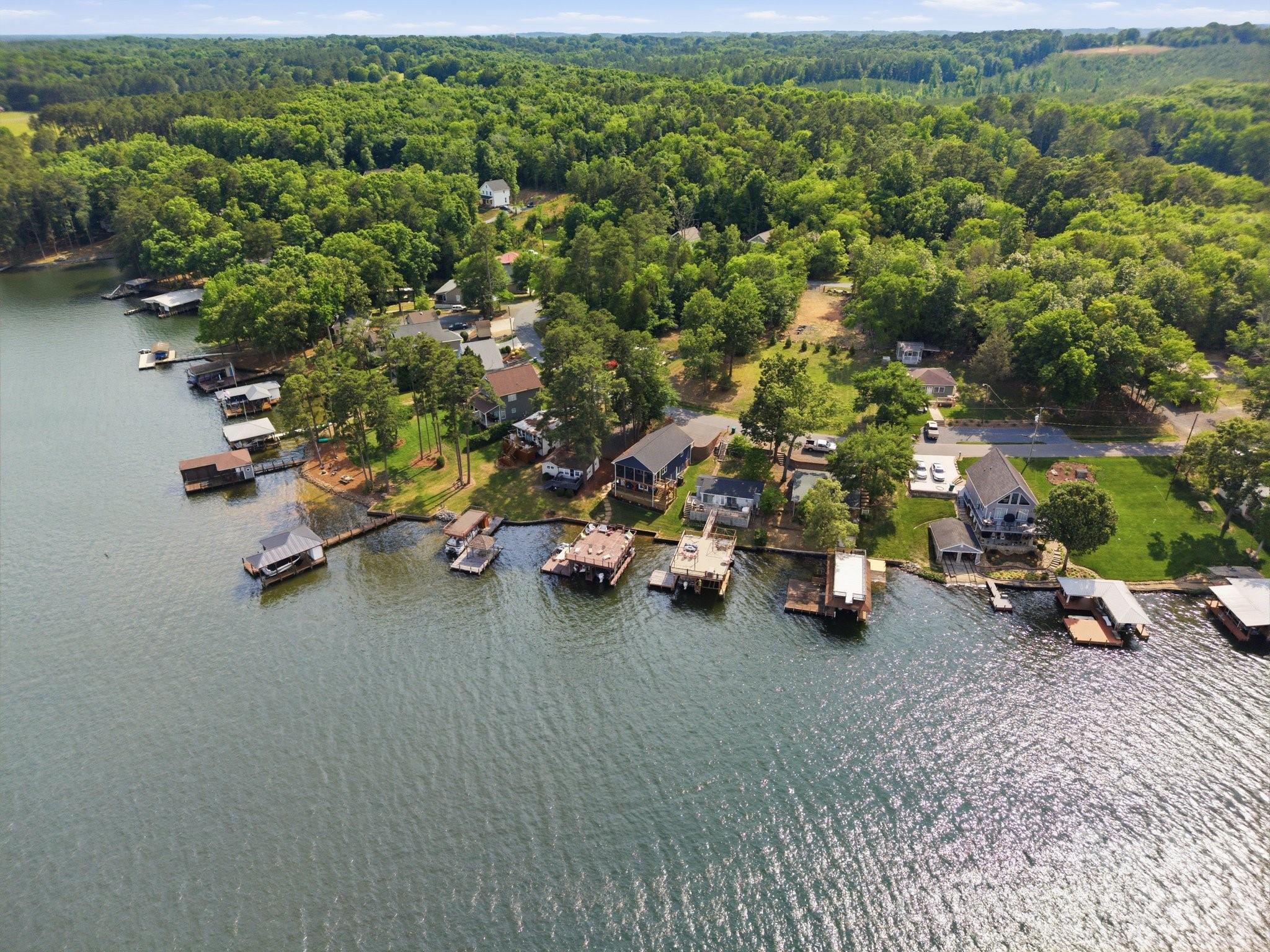 562 Lake Head Road — Norwood