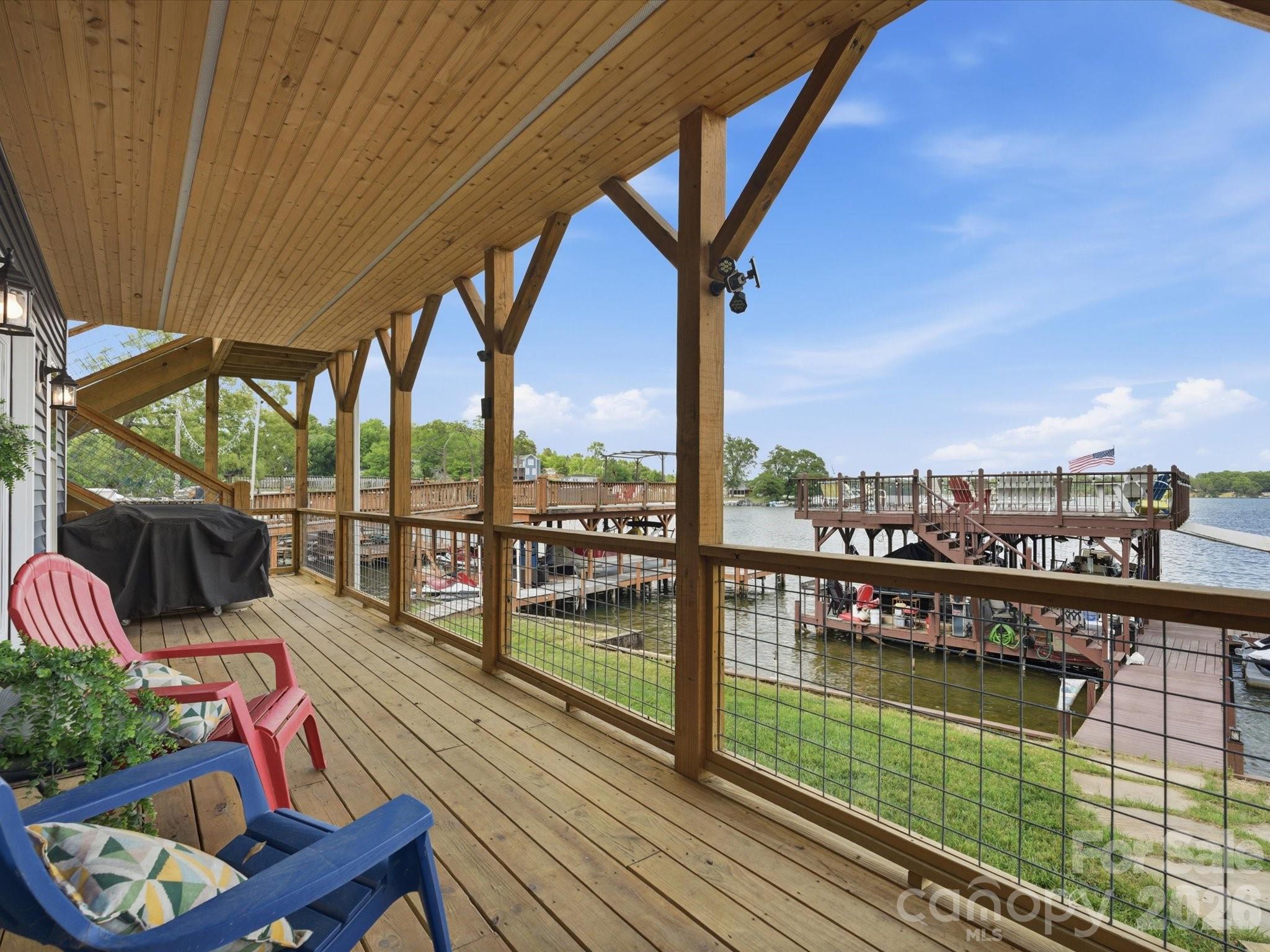 562 Lake Head Road — Norwood