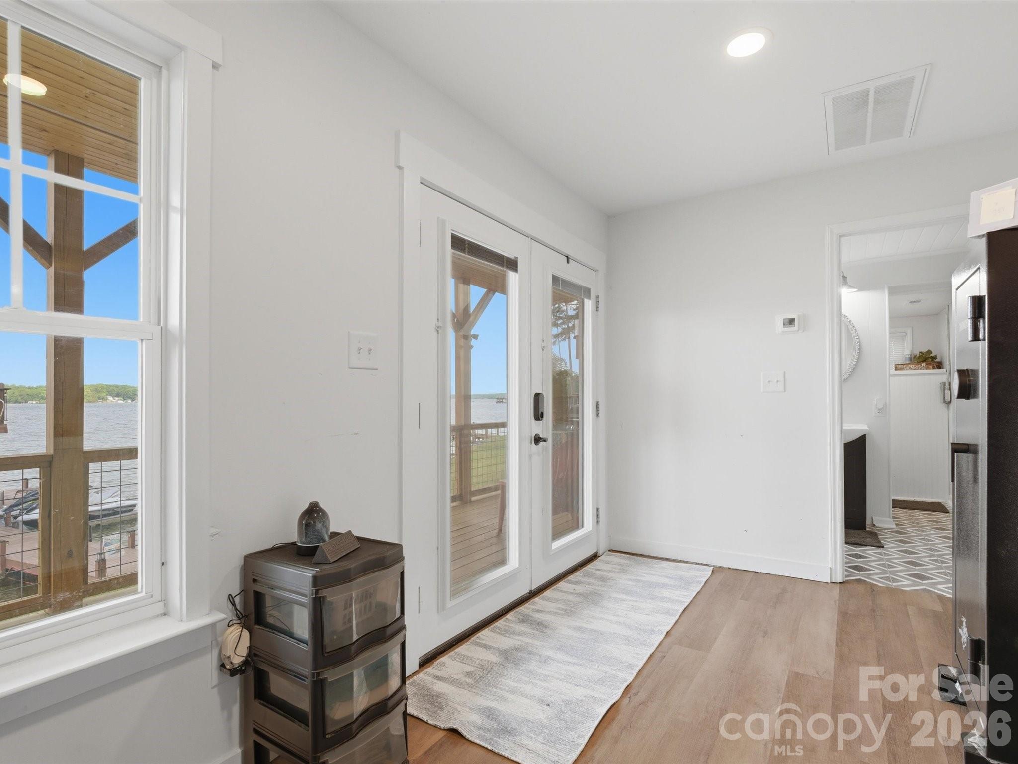 562 Lake Head Road — Norwood