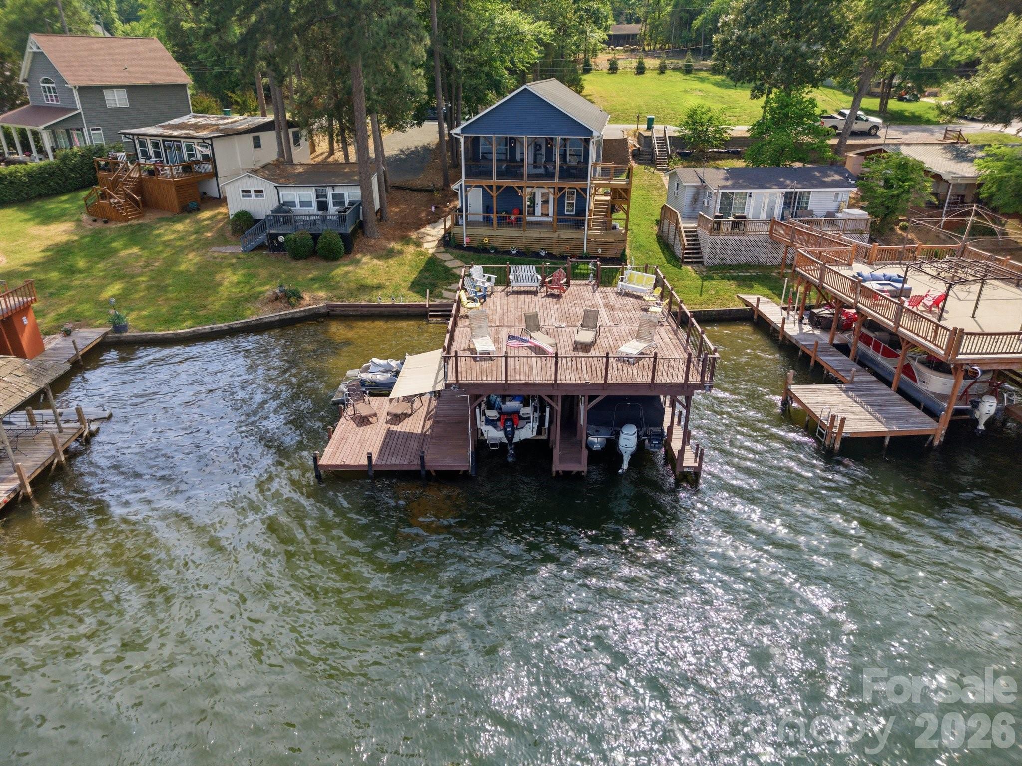 562 Lake Head Road — Norwood