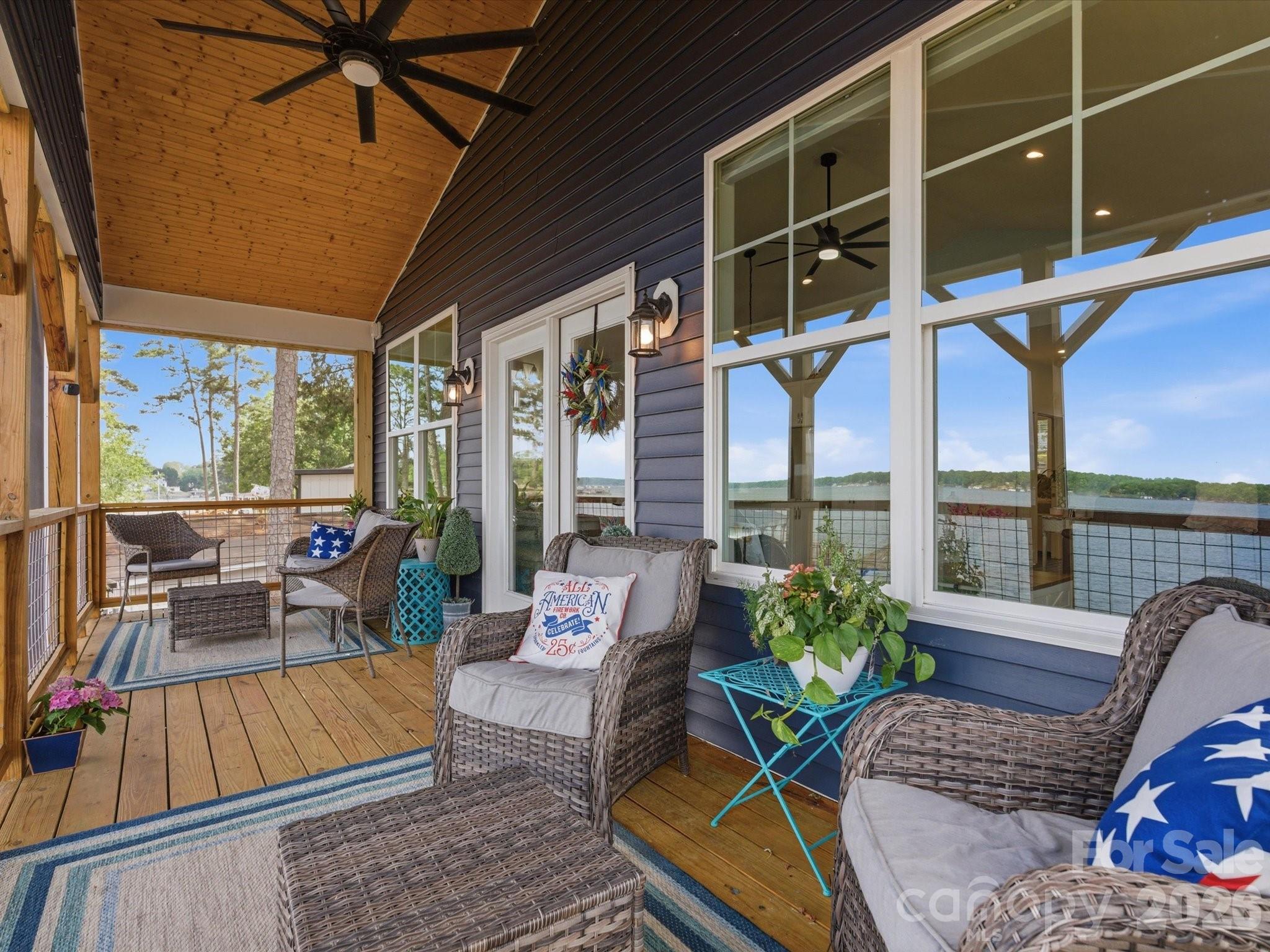 562 Lake Head Road — Norwood