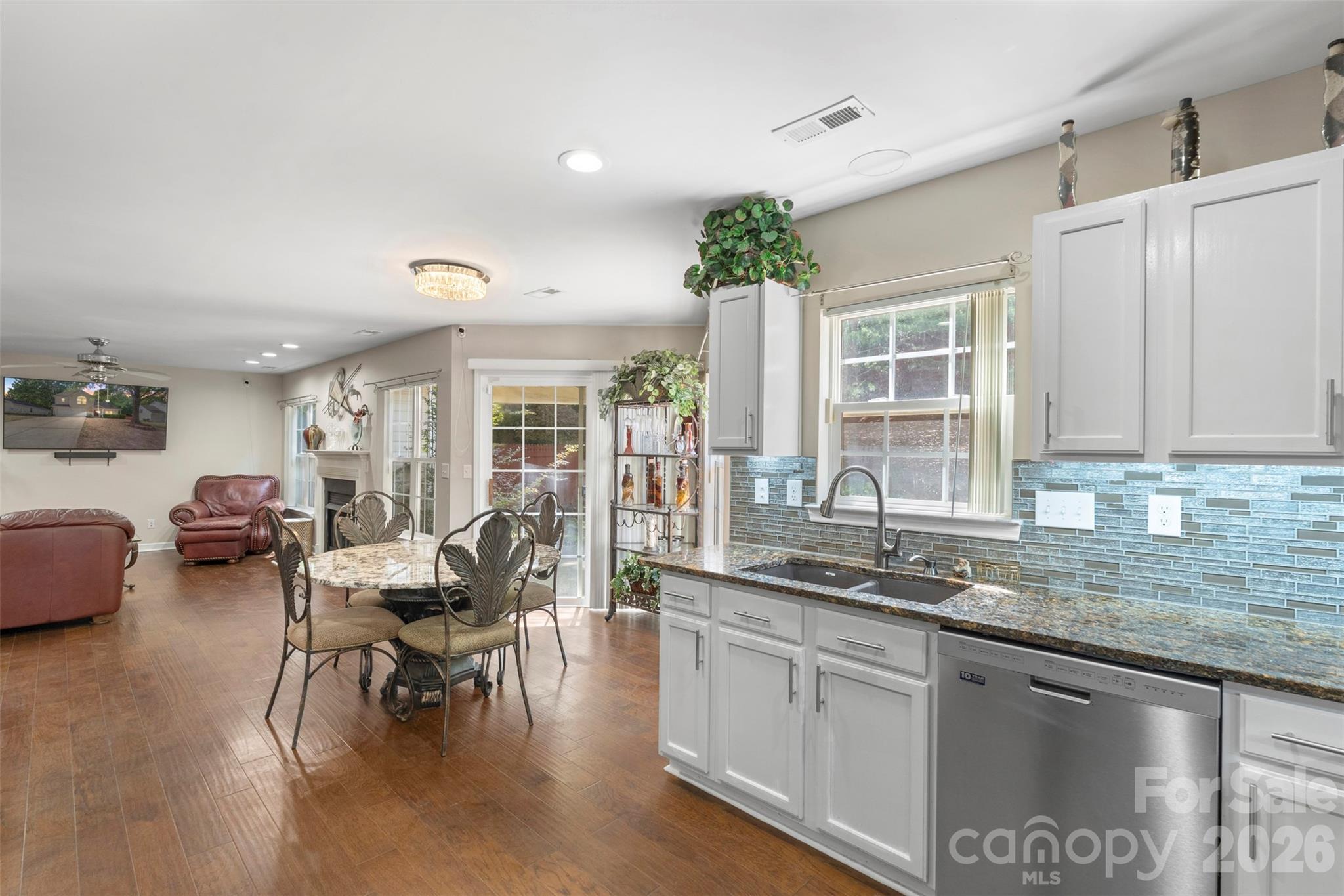 7923 Shiny Meadow Lane — Charlotte