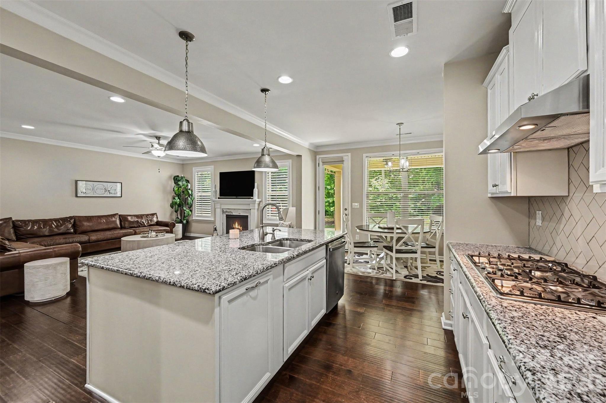13009 Regent Grove Lane — Huntersville