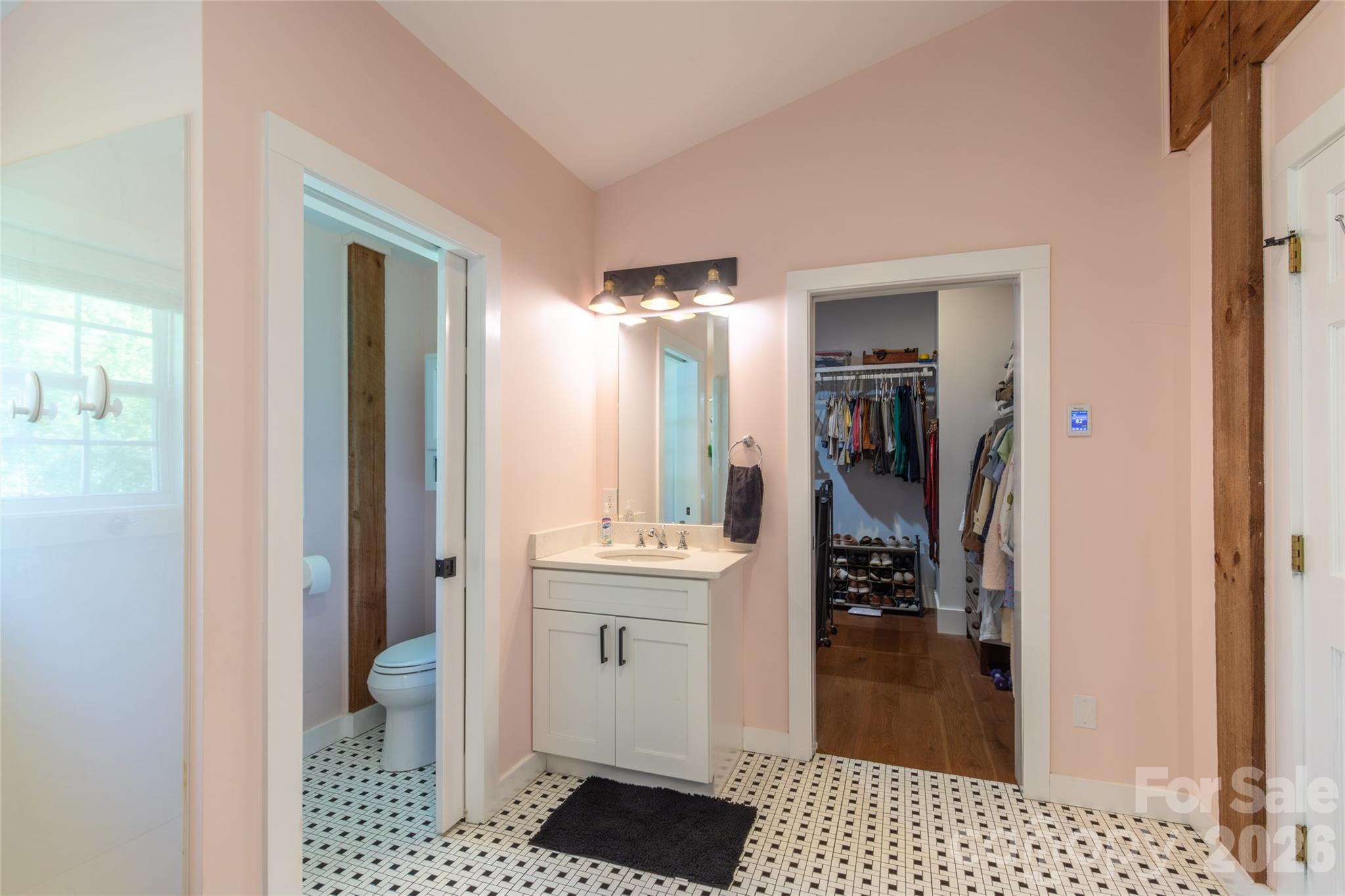 367 Nannys Lane — Sylva