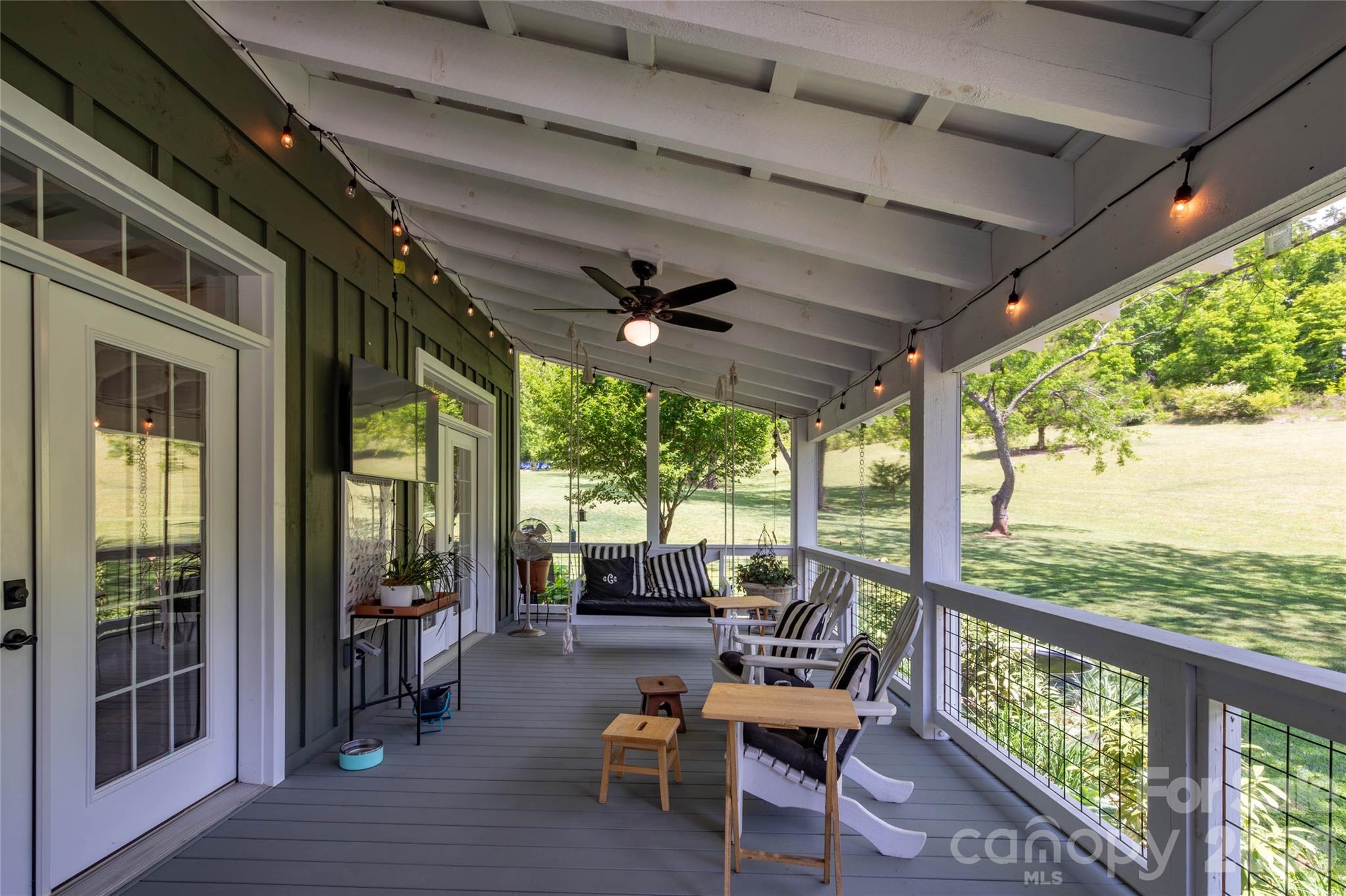 367 Nannys Lane — Sylva