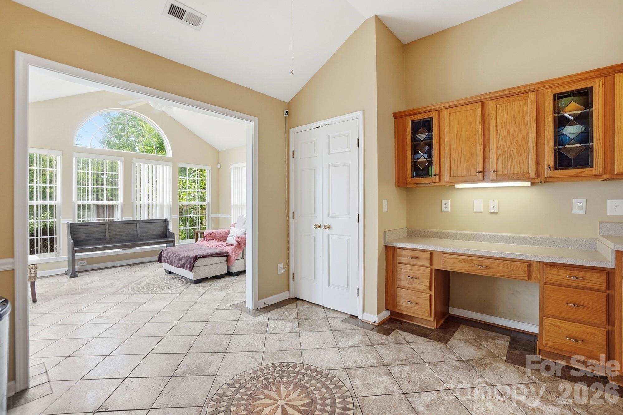 12610 Skymaster Court — Charlotte
