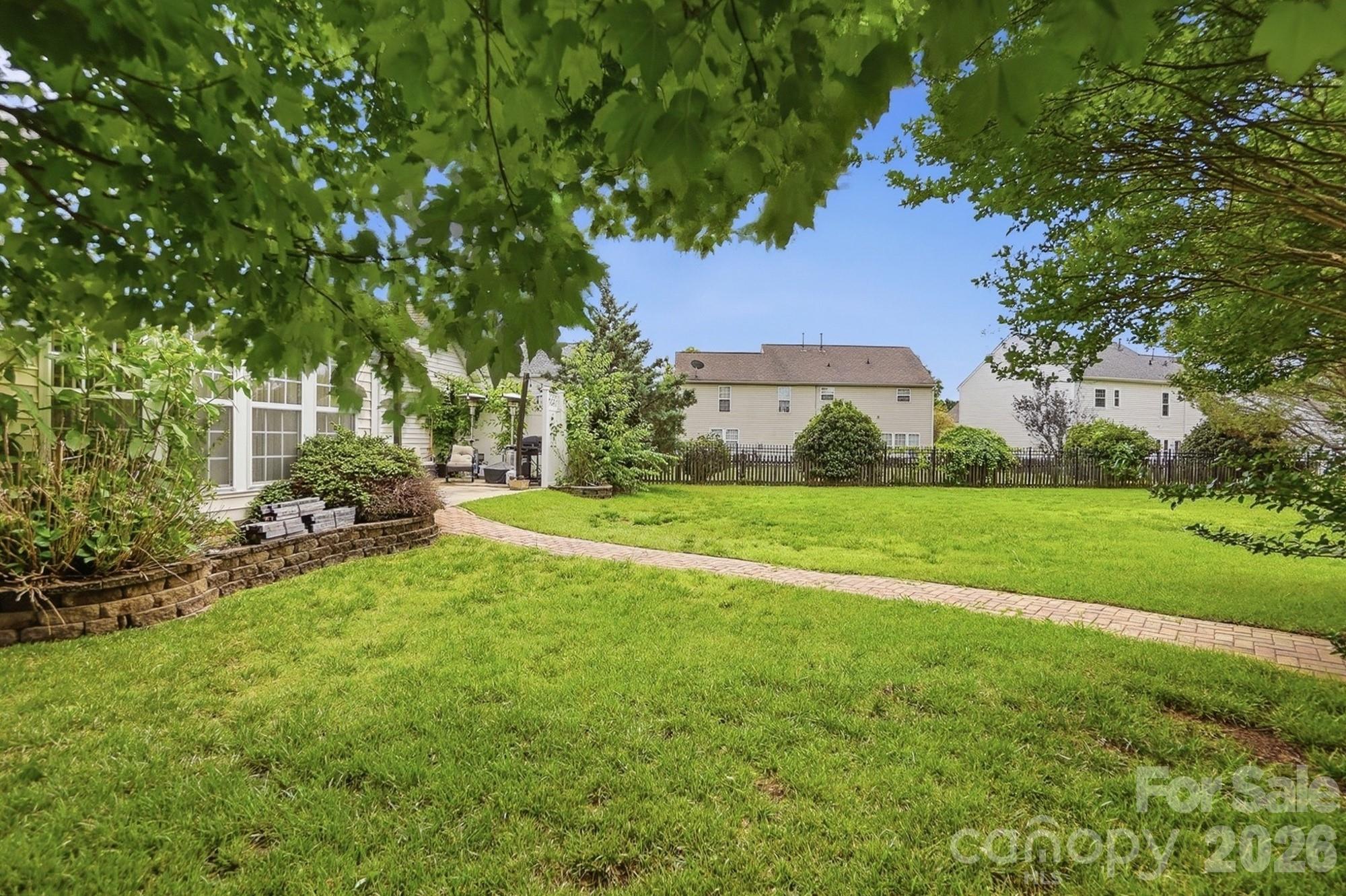 12610 Skymaster Court — Charlotte