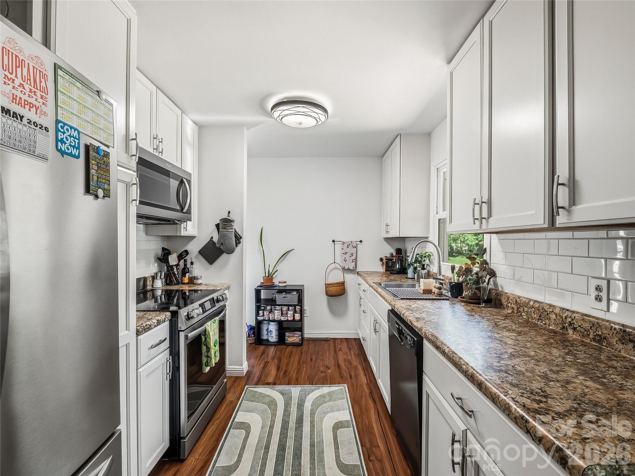 60 Skyview Terrace — Asheville