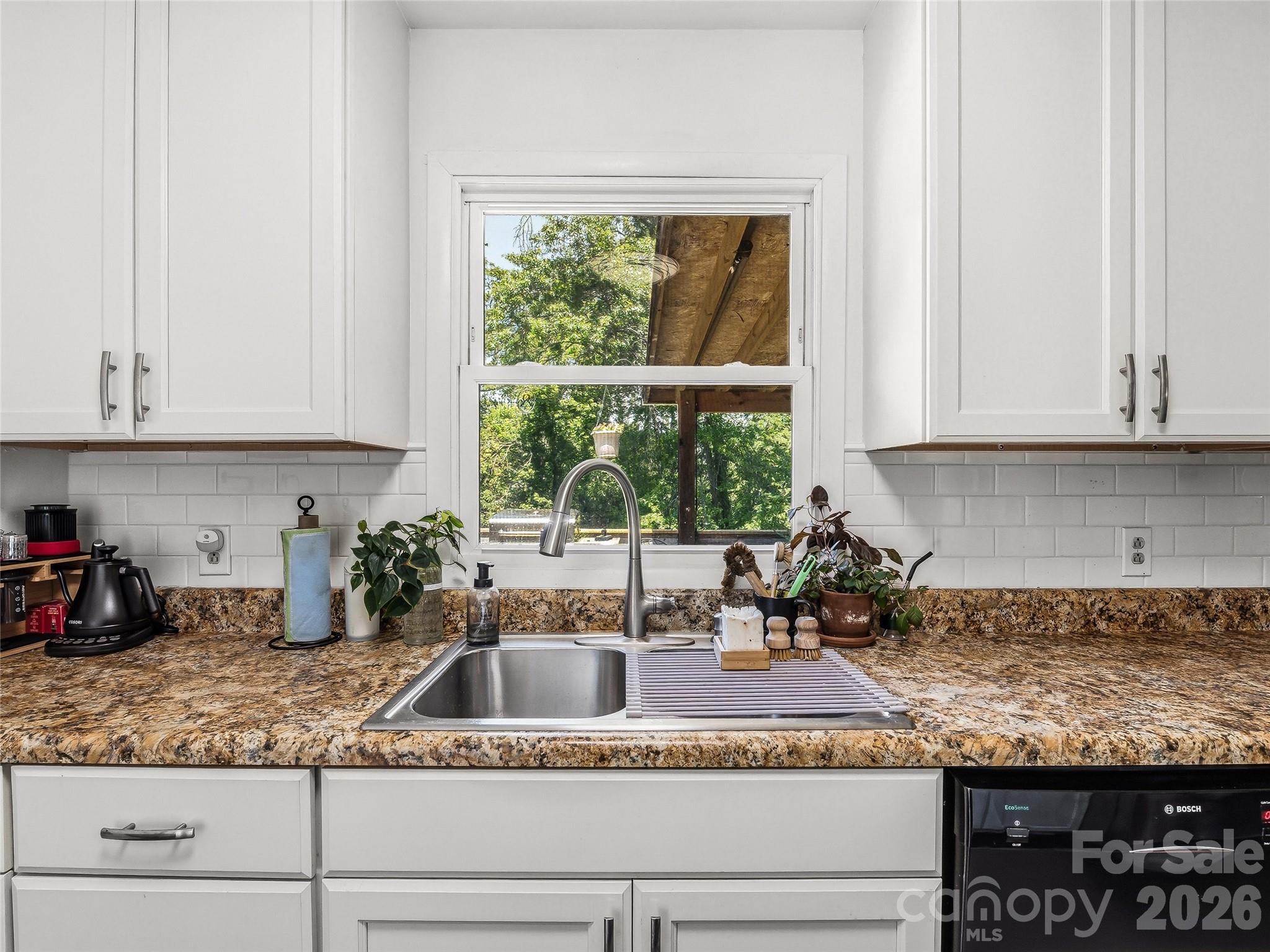 60 Skyview Terrace — Asheville
