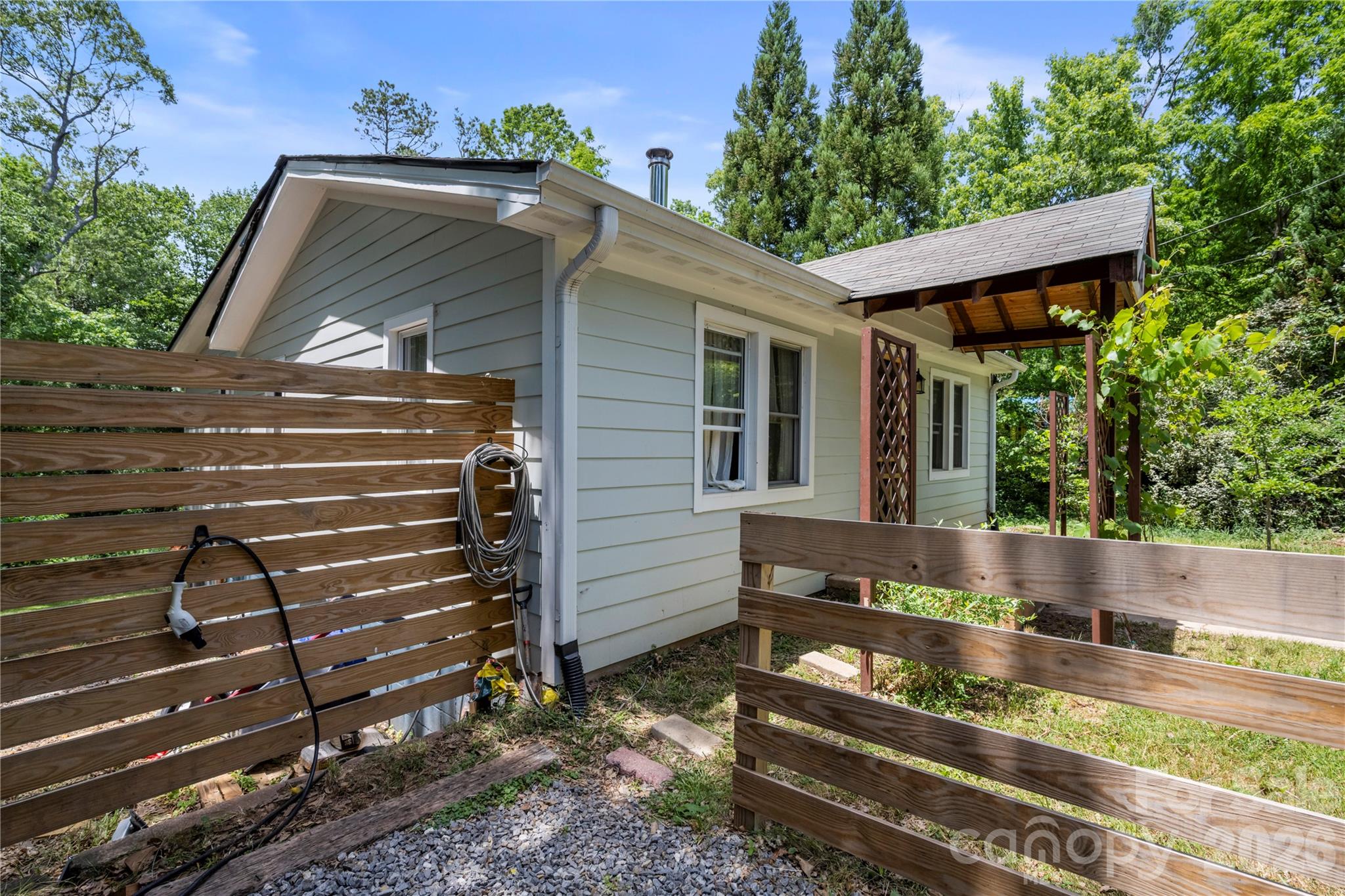 1 Detroit Avenue — Asheville