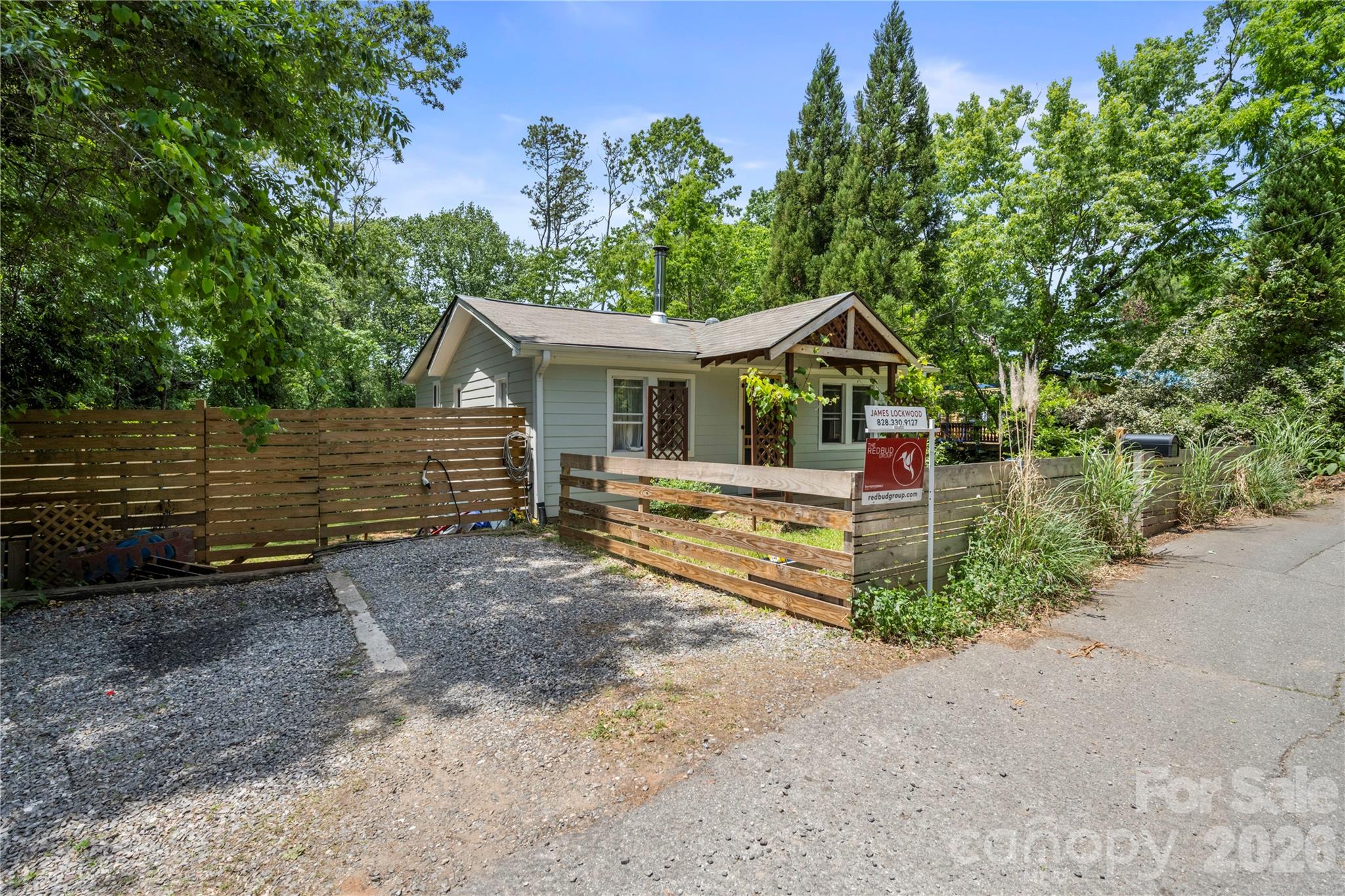 1 Detroit Avenue — Asheville