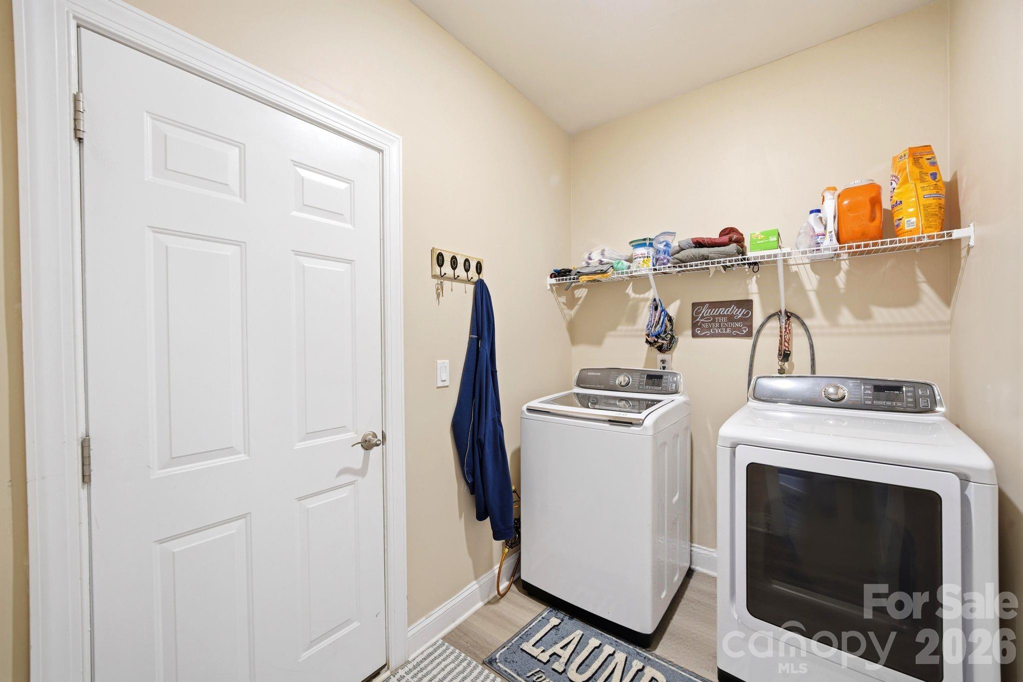 124 N Sina Street — Troutman
