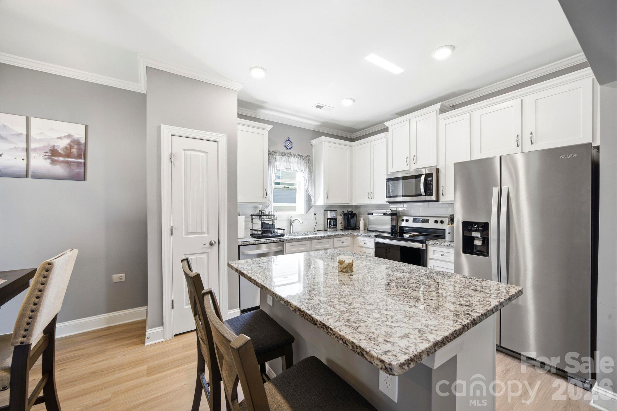 124 N Sina Street — Troutman