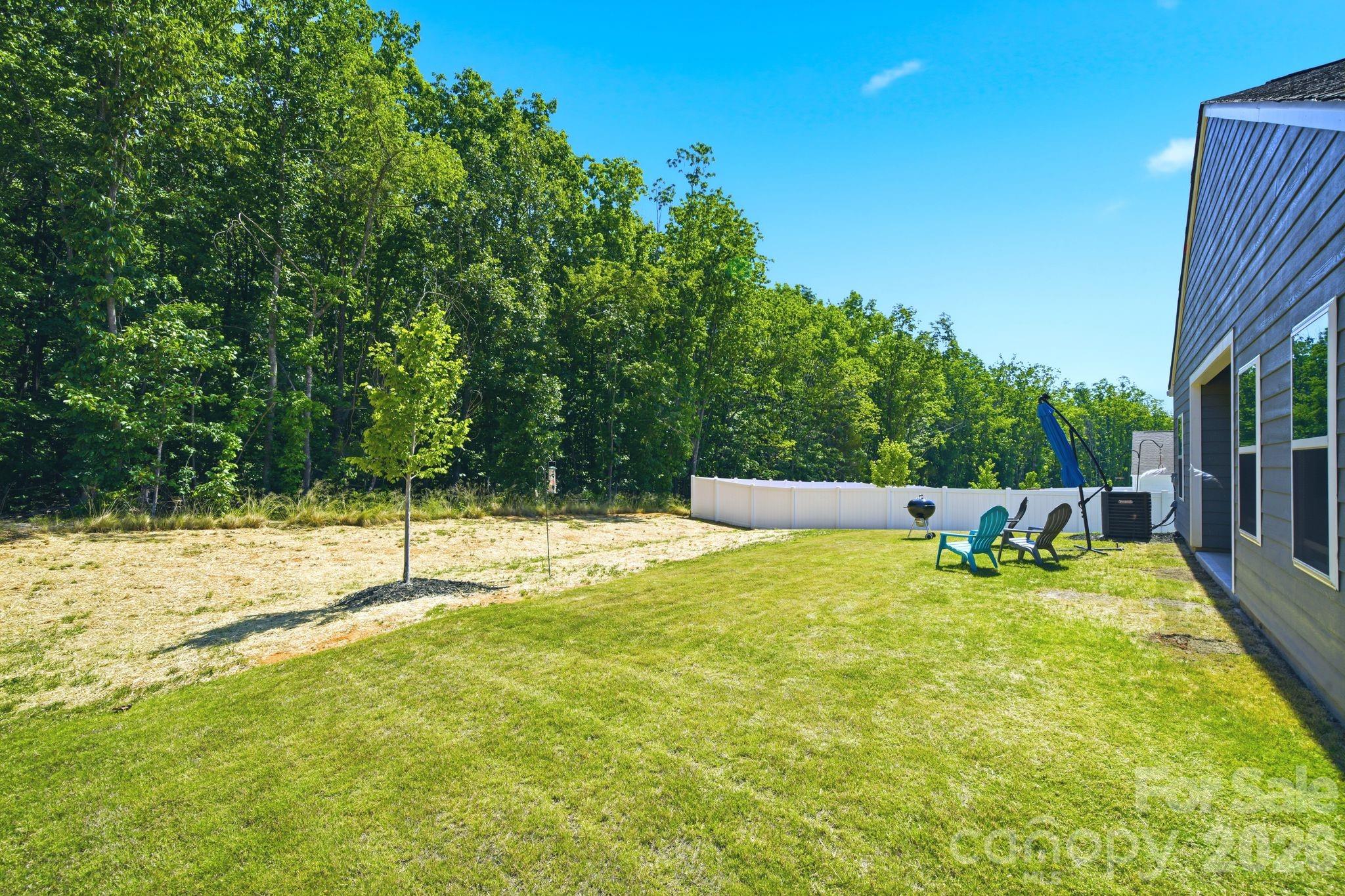 124 N Sina Street — Troutman