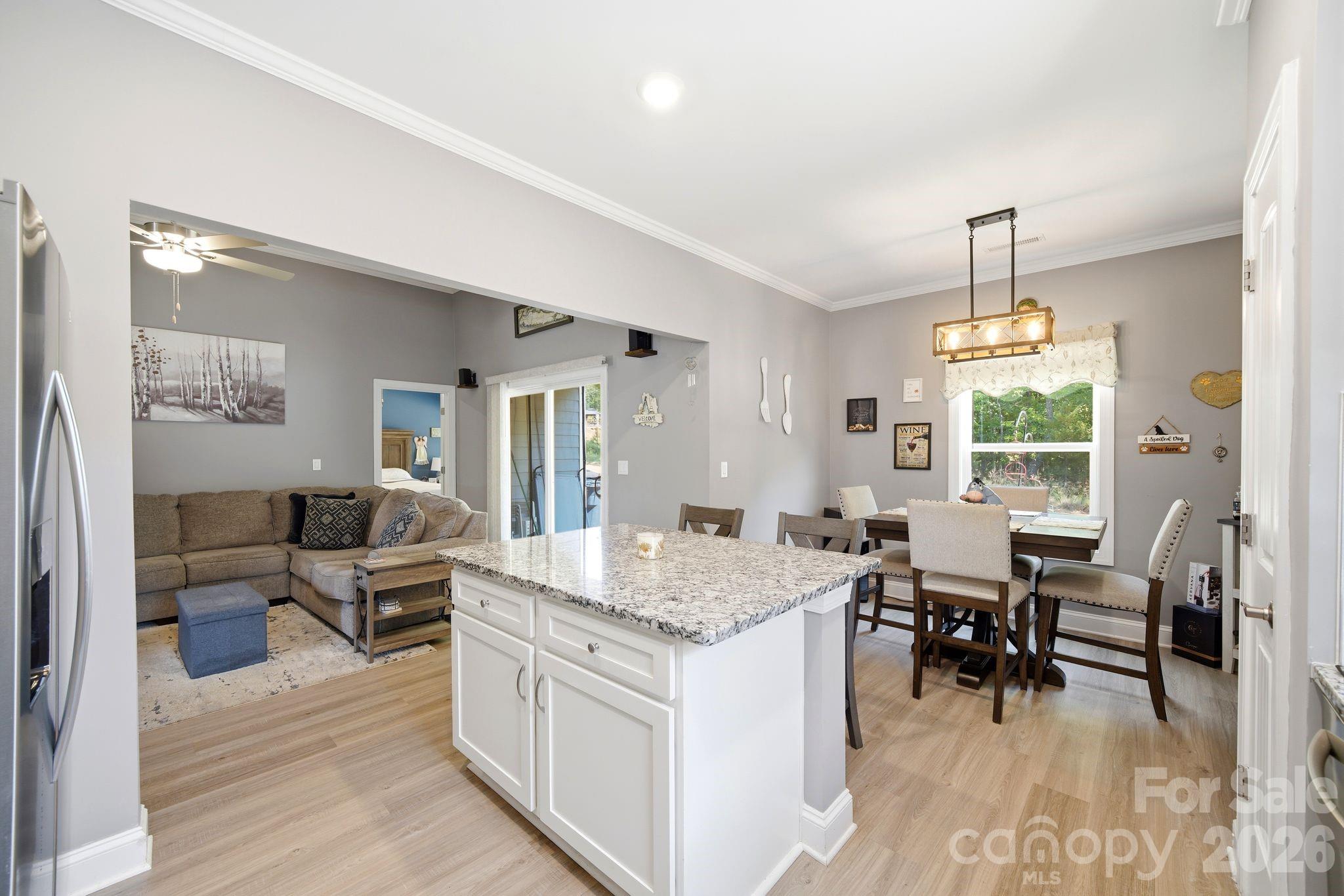 124 N Sina Street — Troutman