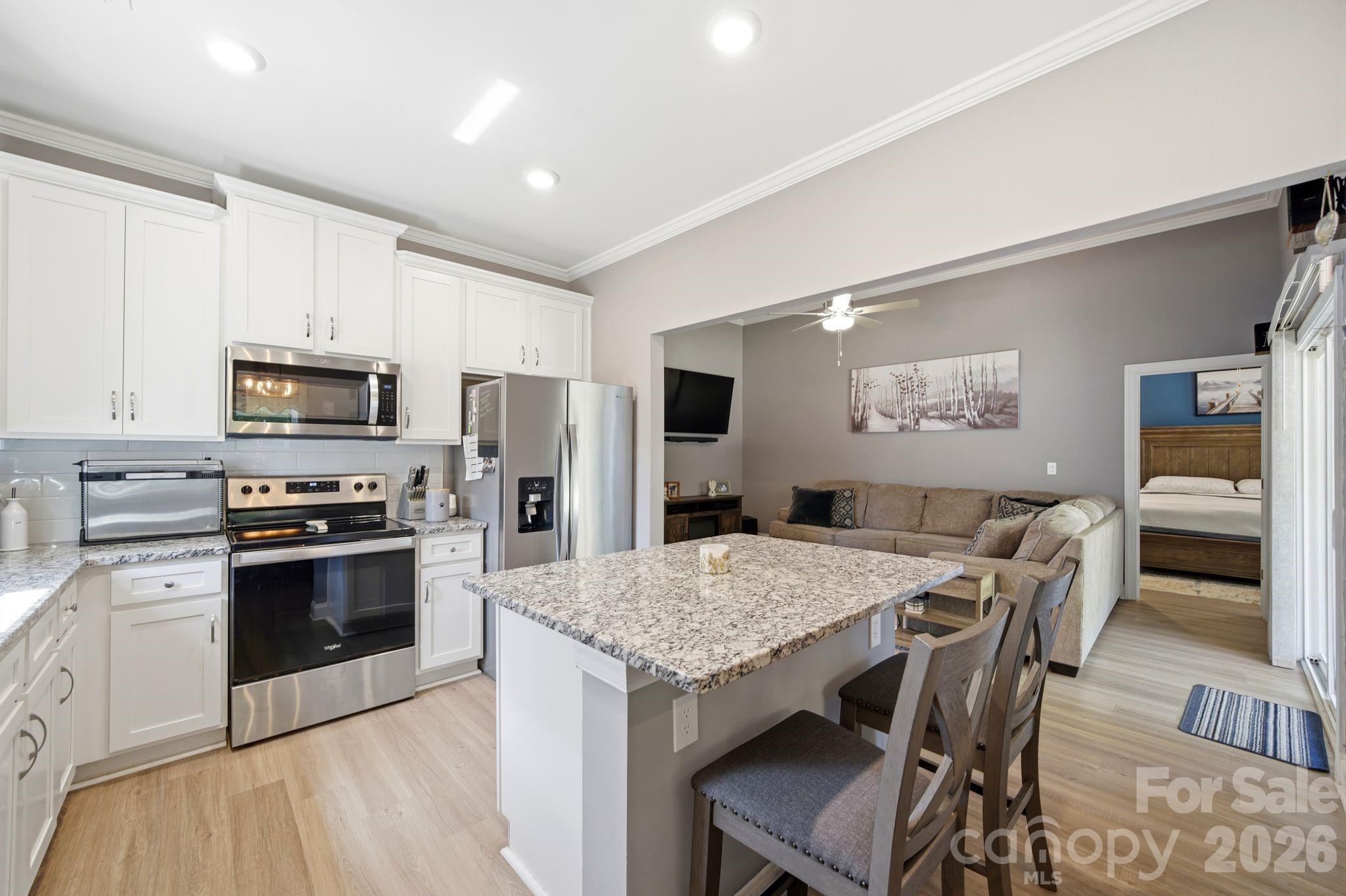 124 N Sina Street — Troutman