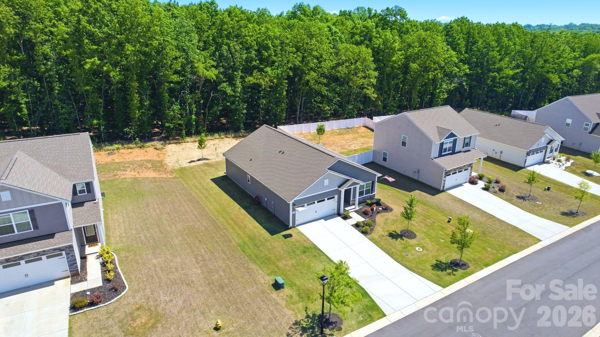 124 N Sina Street — Troutman