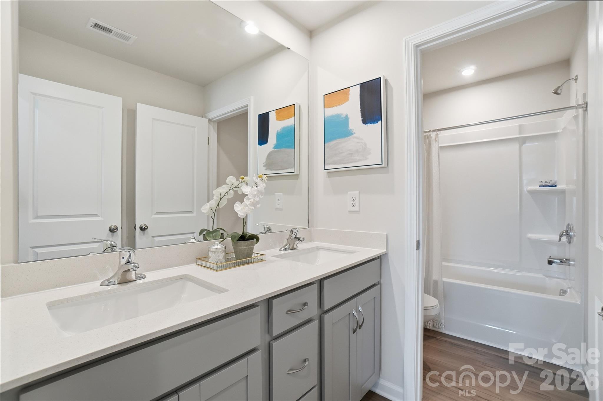 1335 Honey Trail — Monroe