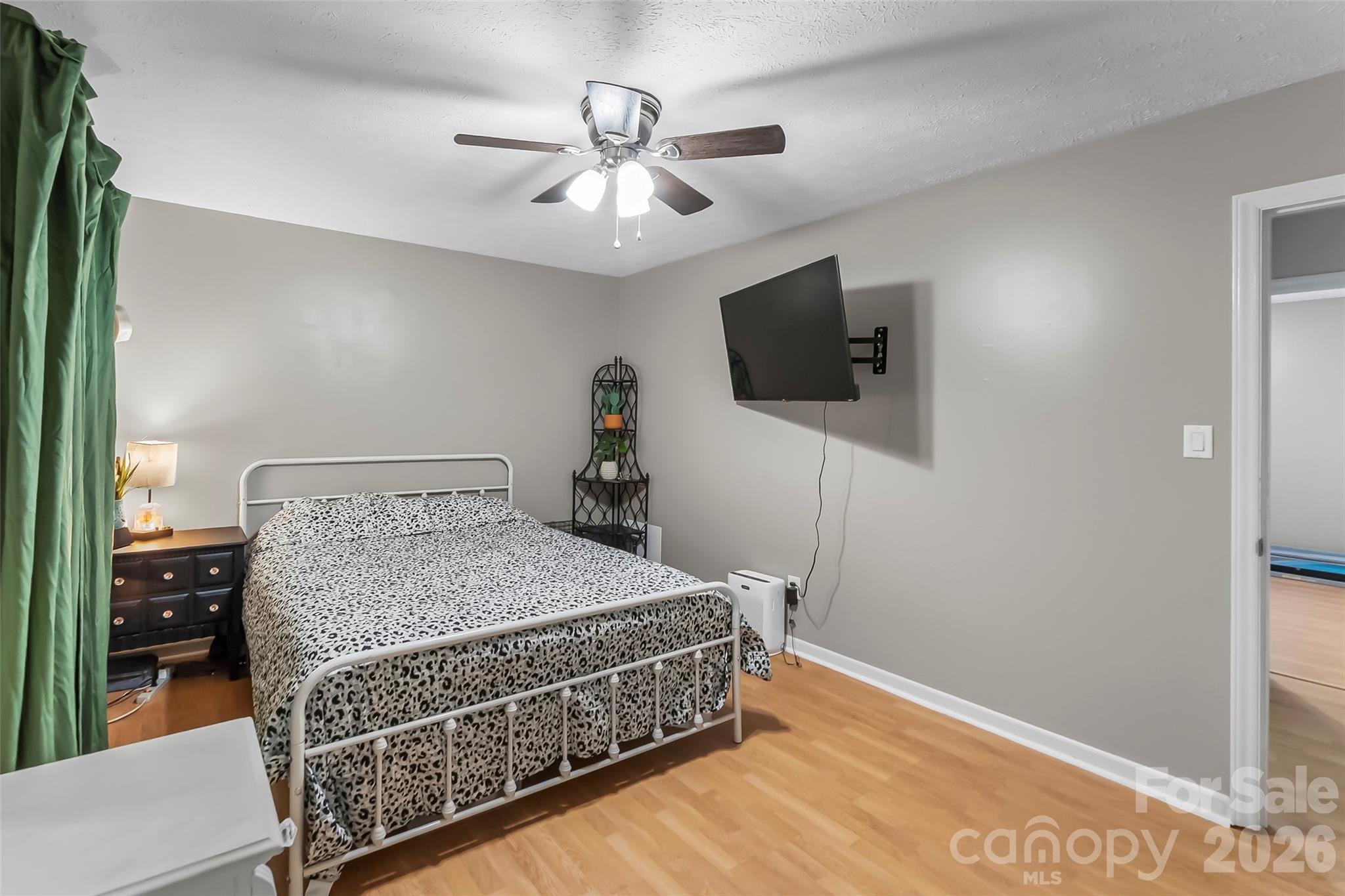224 14th Avenue SE #C — Hickory