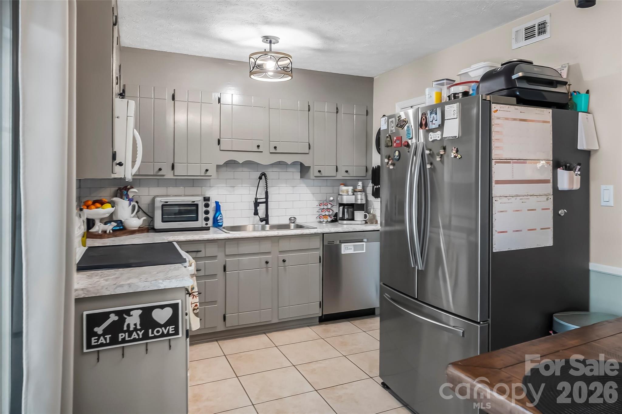224 14th Avenue SE #C — Hickory