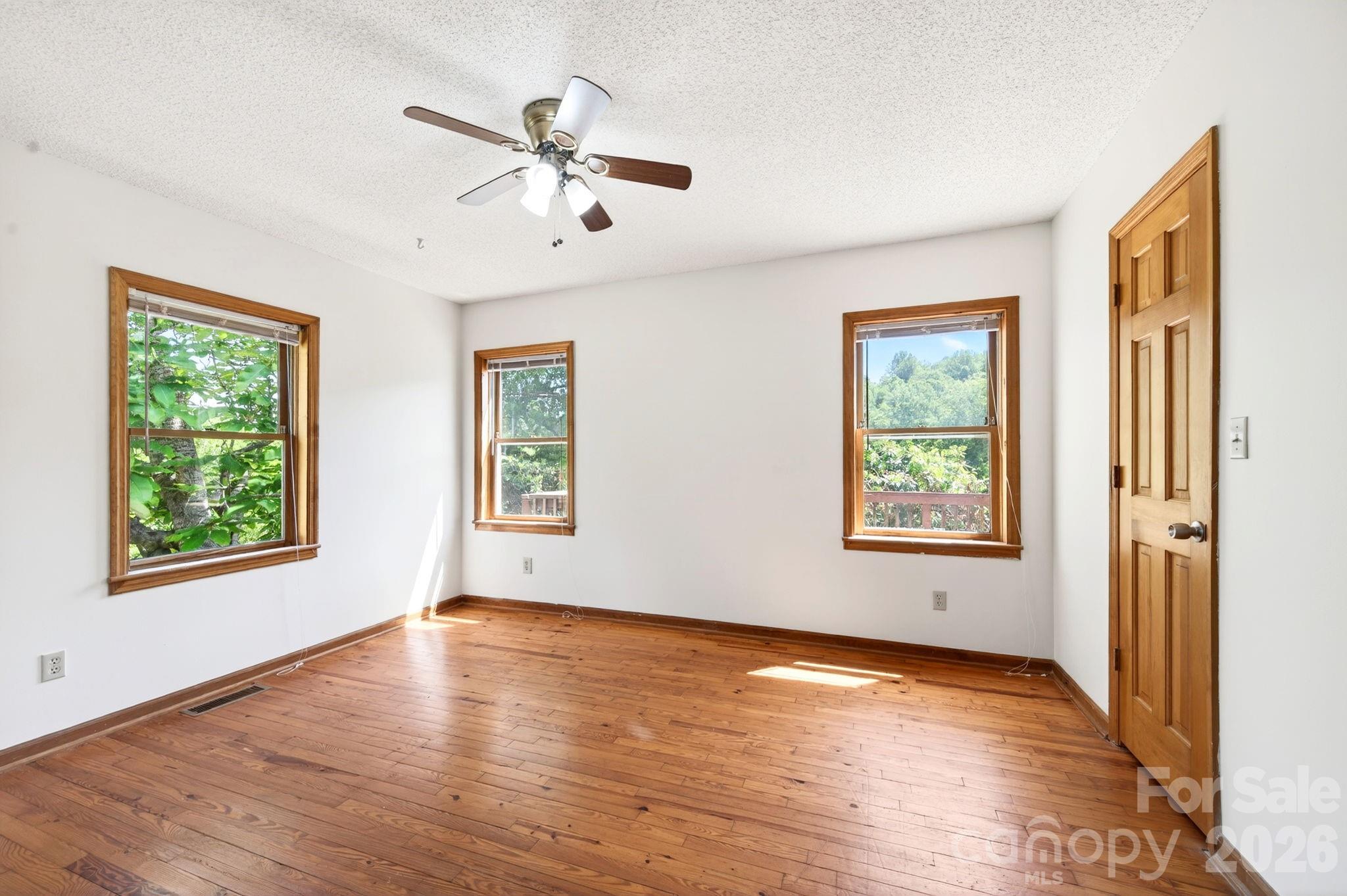 5 Johns Street — Asheville