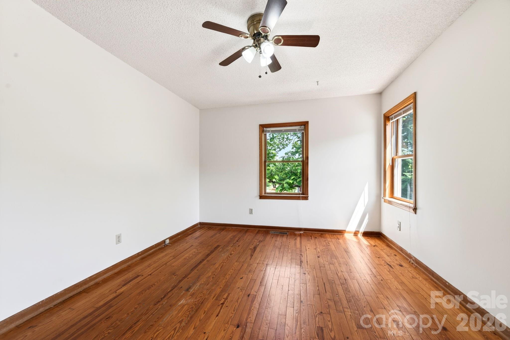 5 Johns Street — Asheville