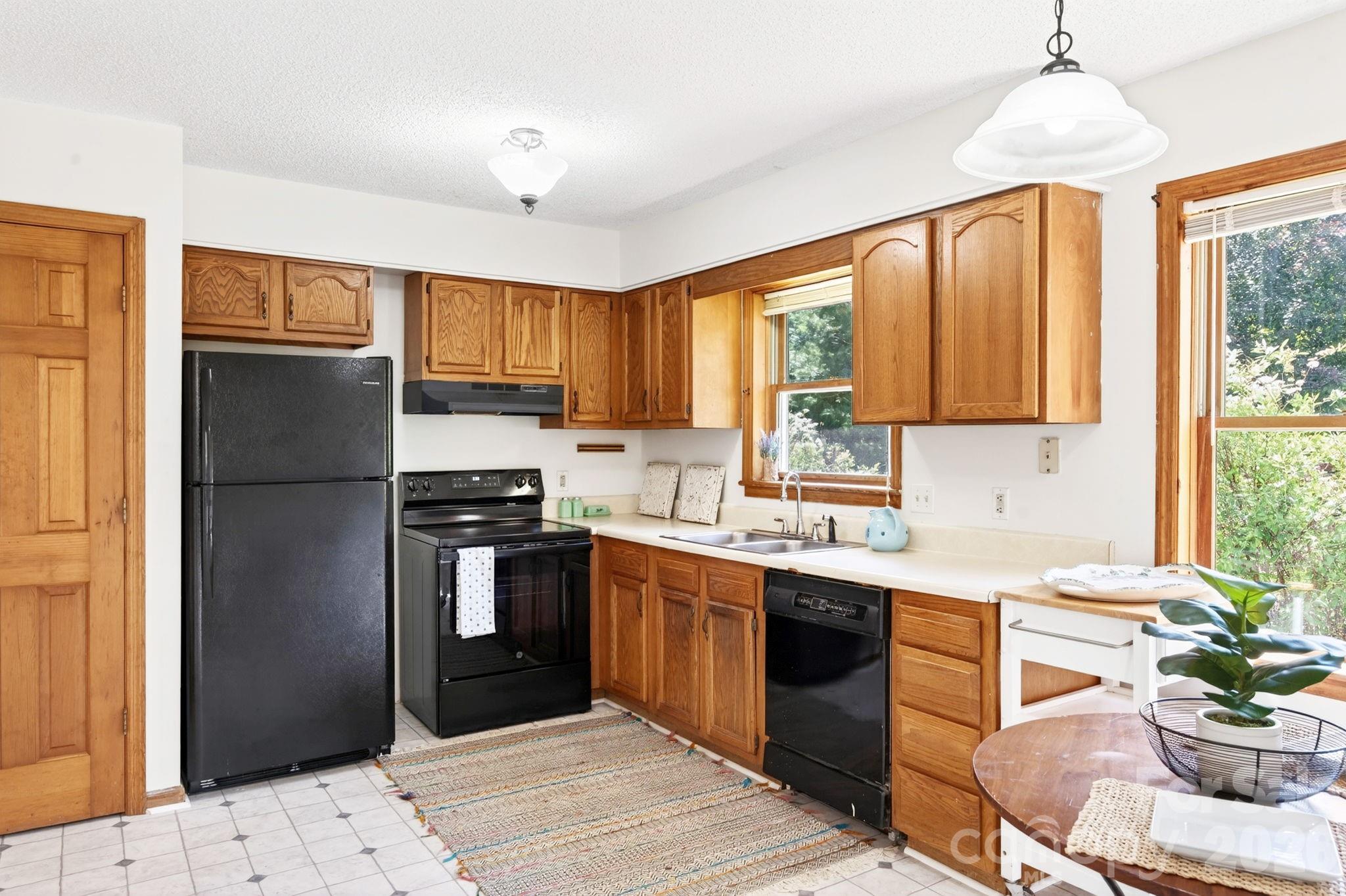 5 Johns Street — Asheville