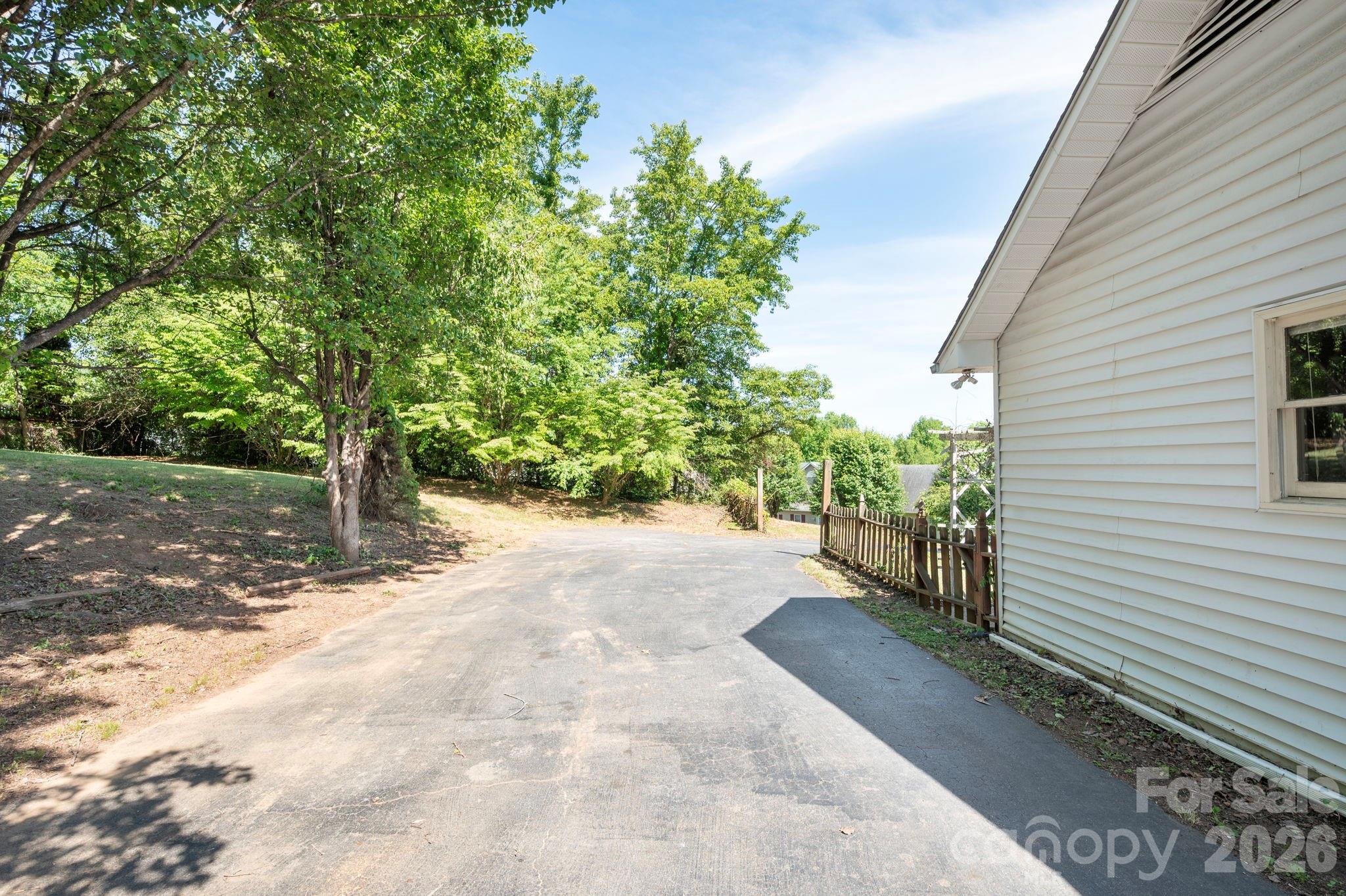 5 Johns Street — Asheville