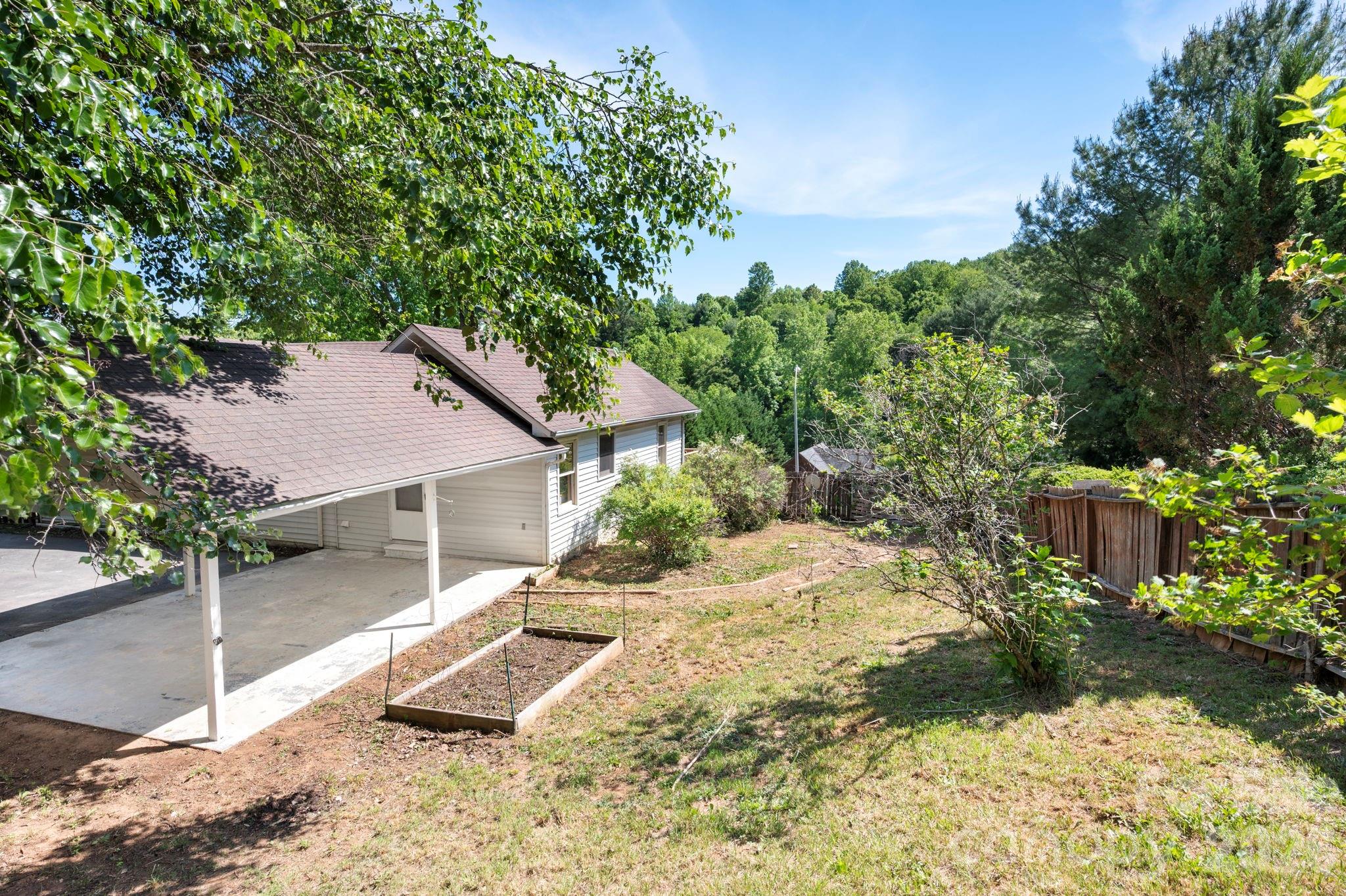 5 Johns Street — Asheville