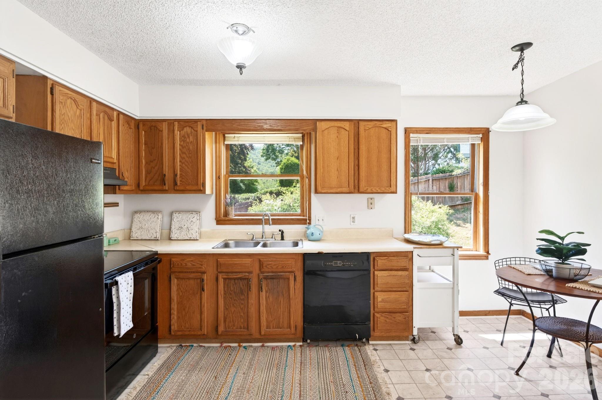 5 Johns Street — Asheville