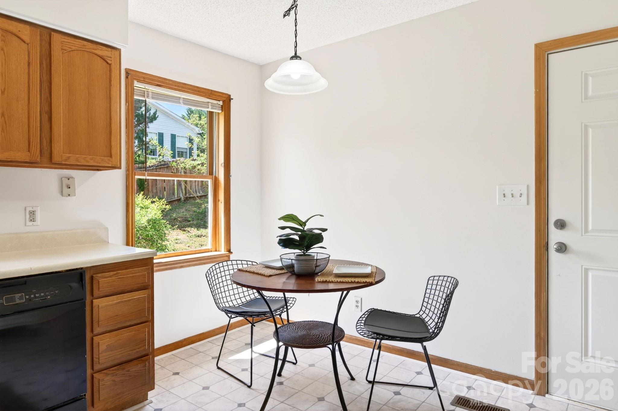 5 Johns Street — Asheville