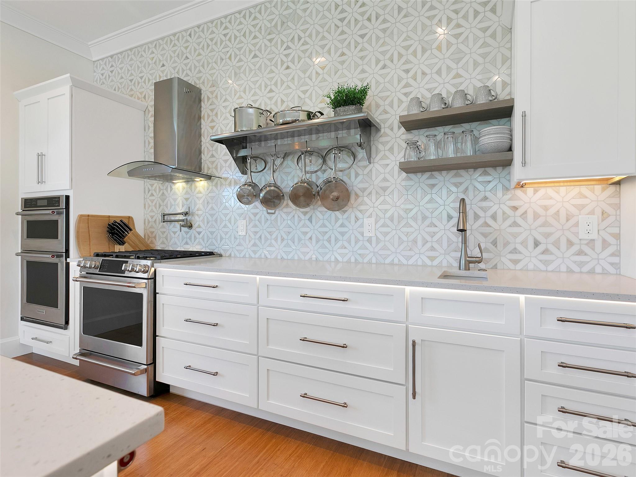 150 Brilliant Sky Road — Penrose