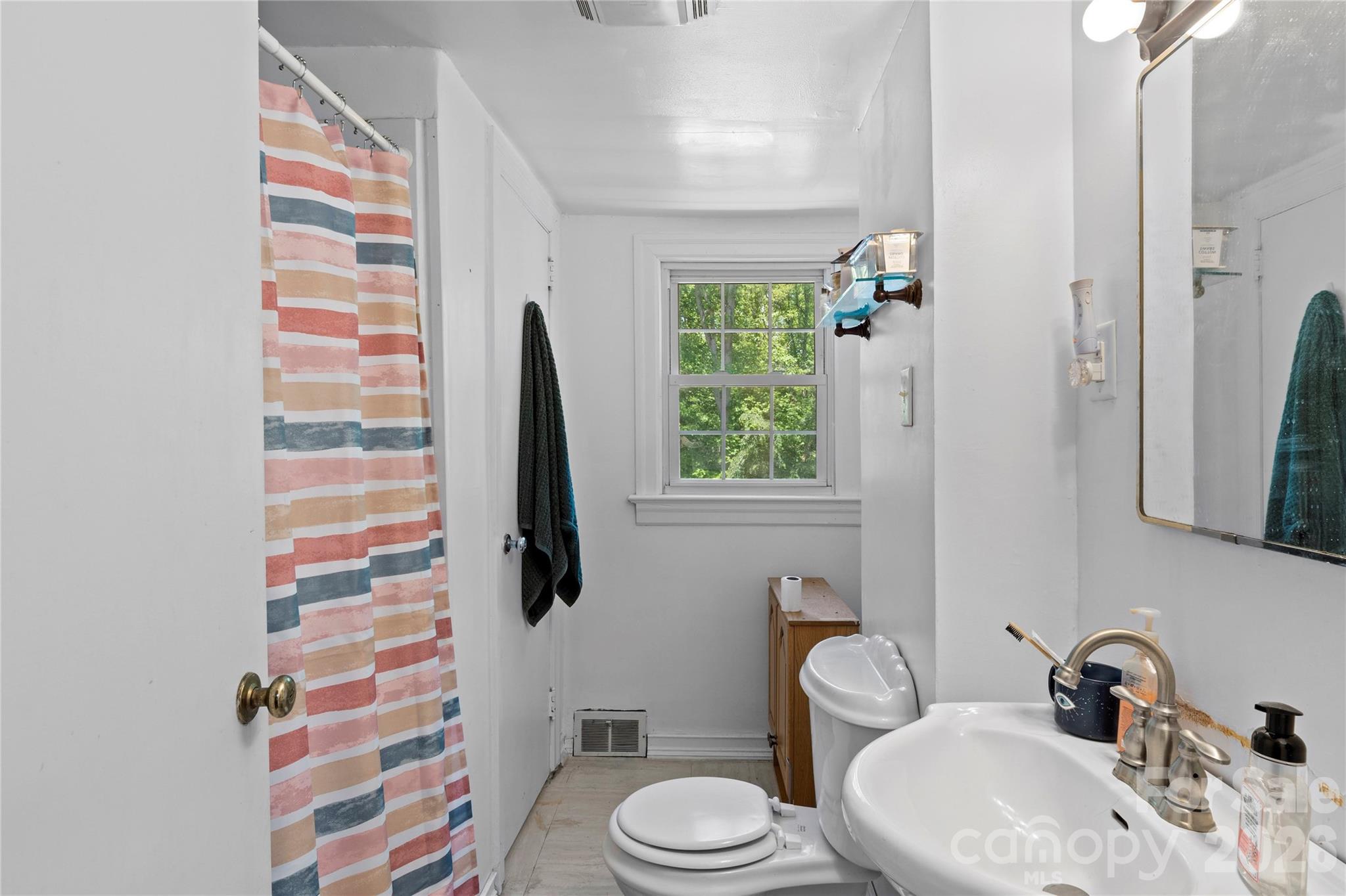 951 Dodson Mill Road — Pilot Mountain
