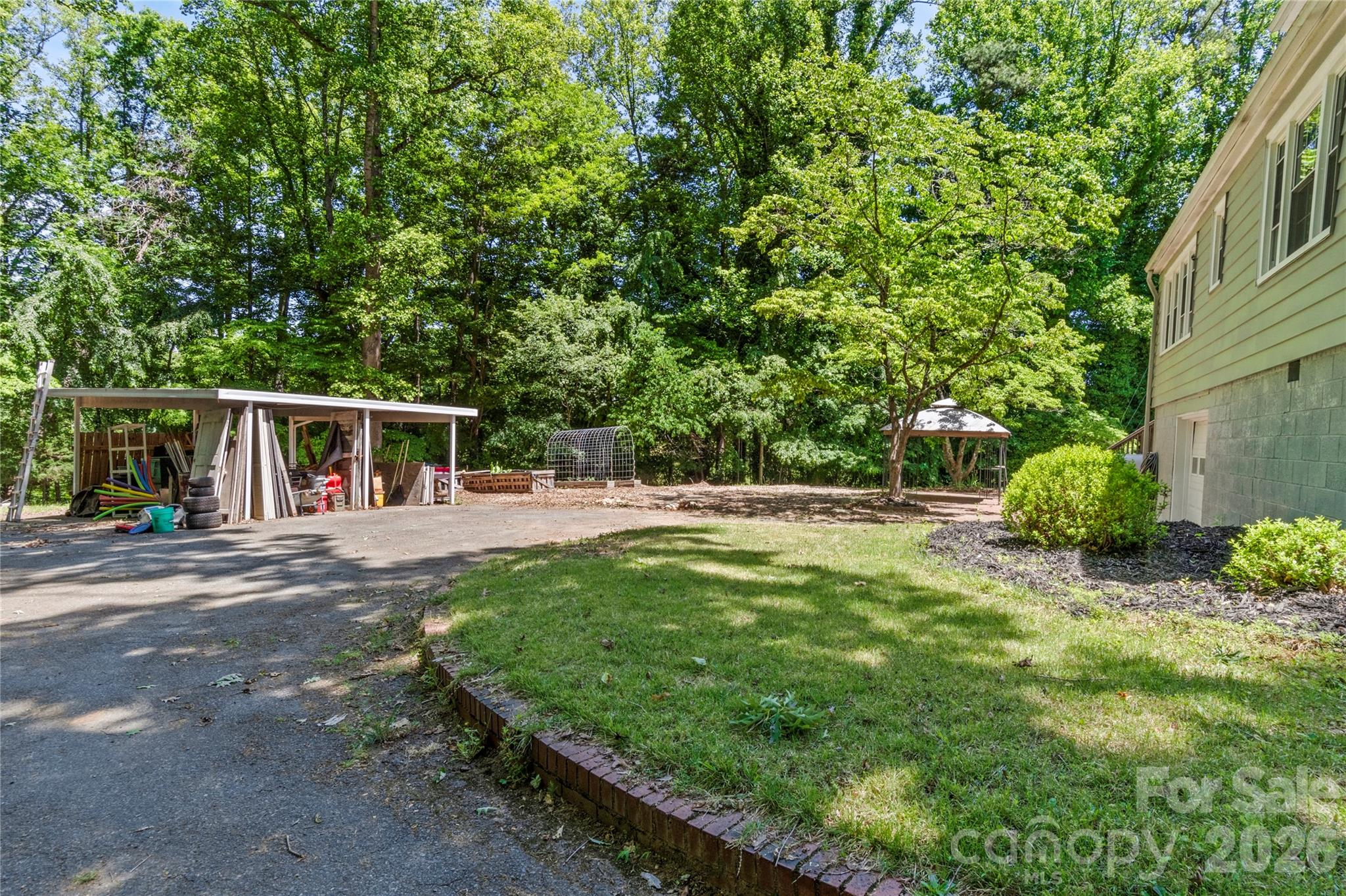 951 Dodson Mill Road — Pilot Mountain