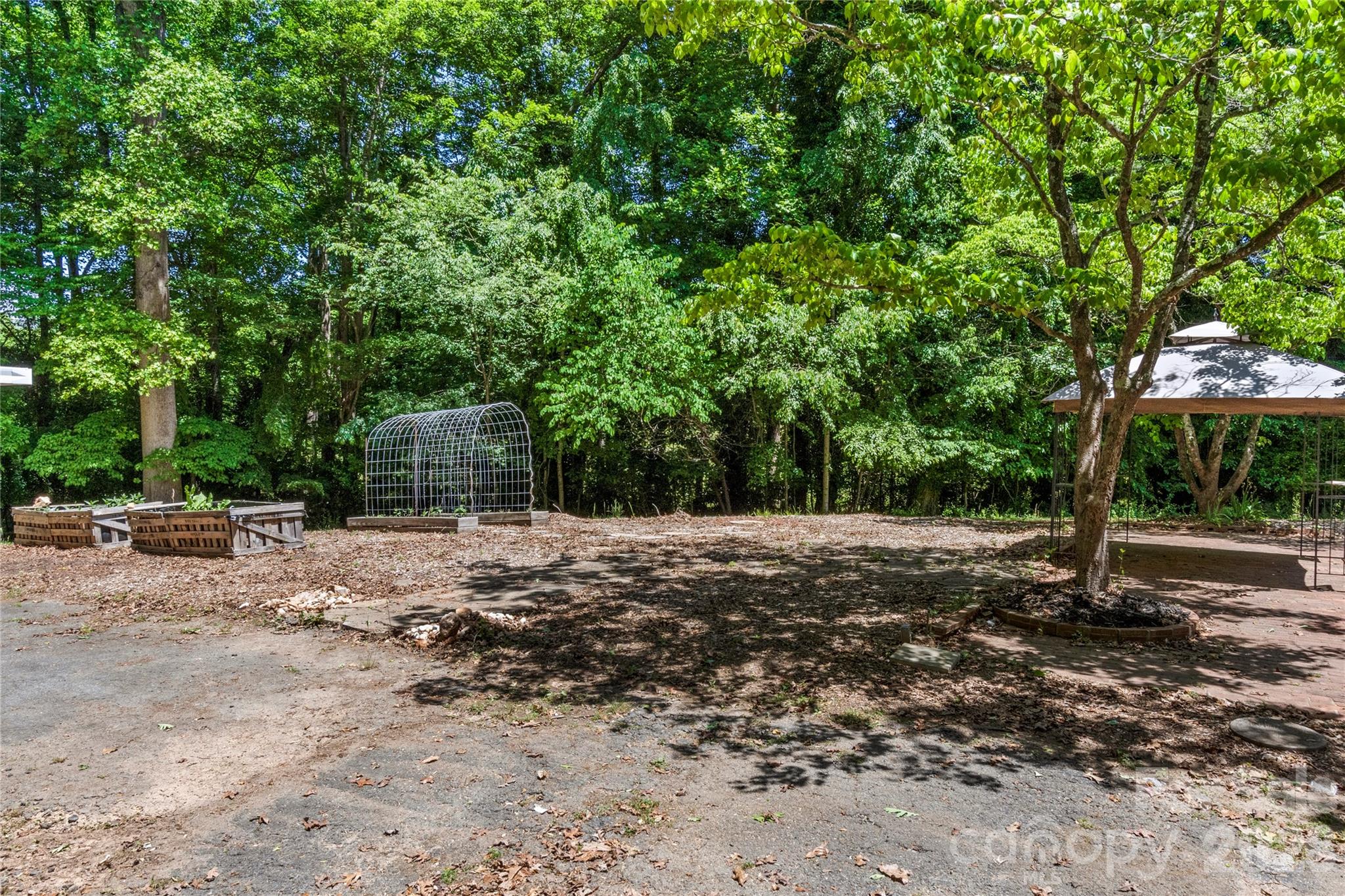951 Dodson Mill Road — Pilot Mountain