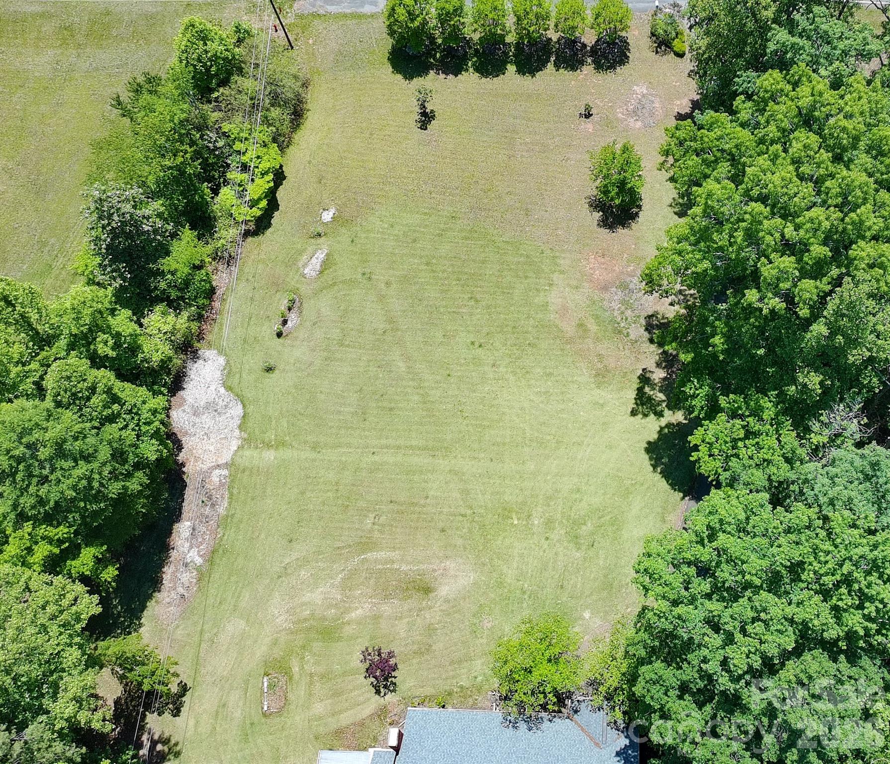 951 Dodson Mill Road — Pilot Mountain