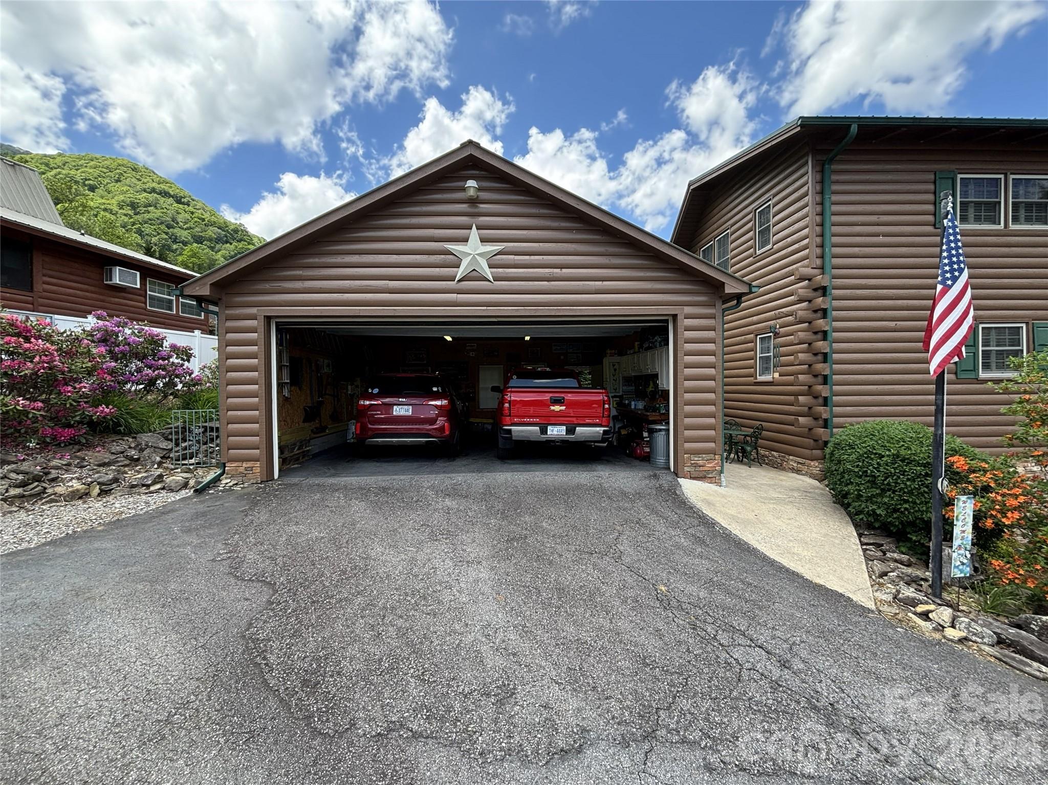 361 Black Camp Gap Road — Maggie Valley