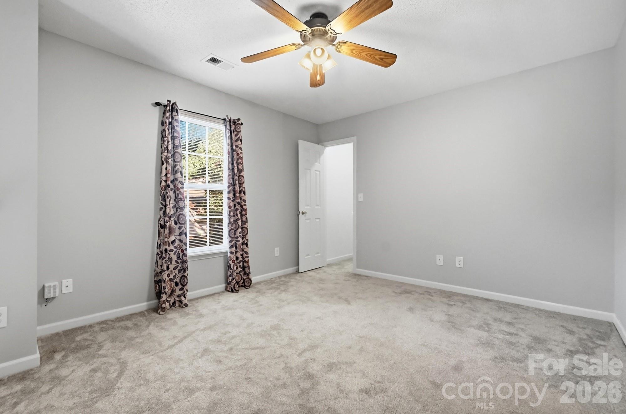 6068 Bobcat Place — Charlotte