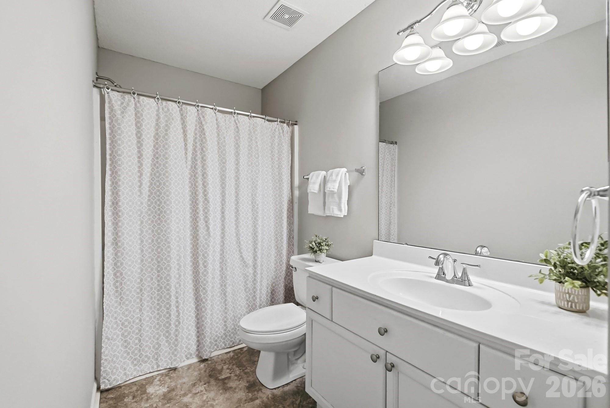6068 Bobcat Place — Charlotte