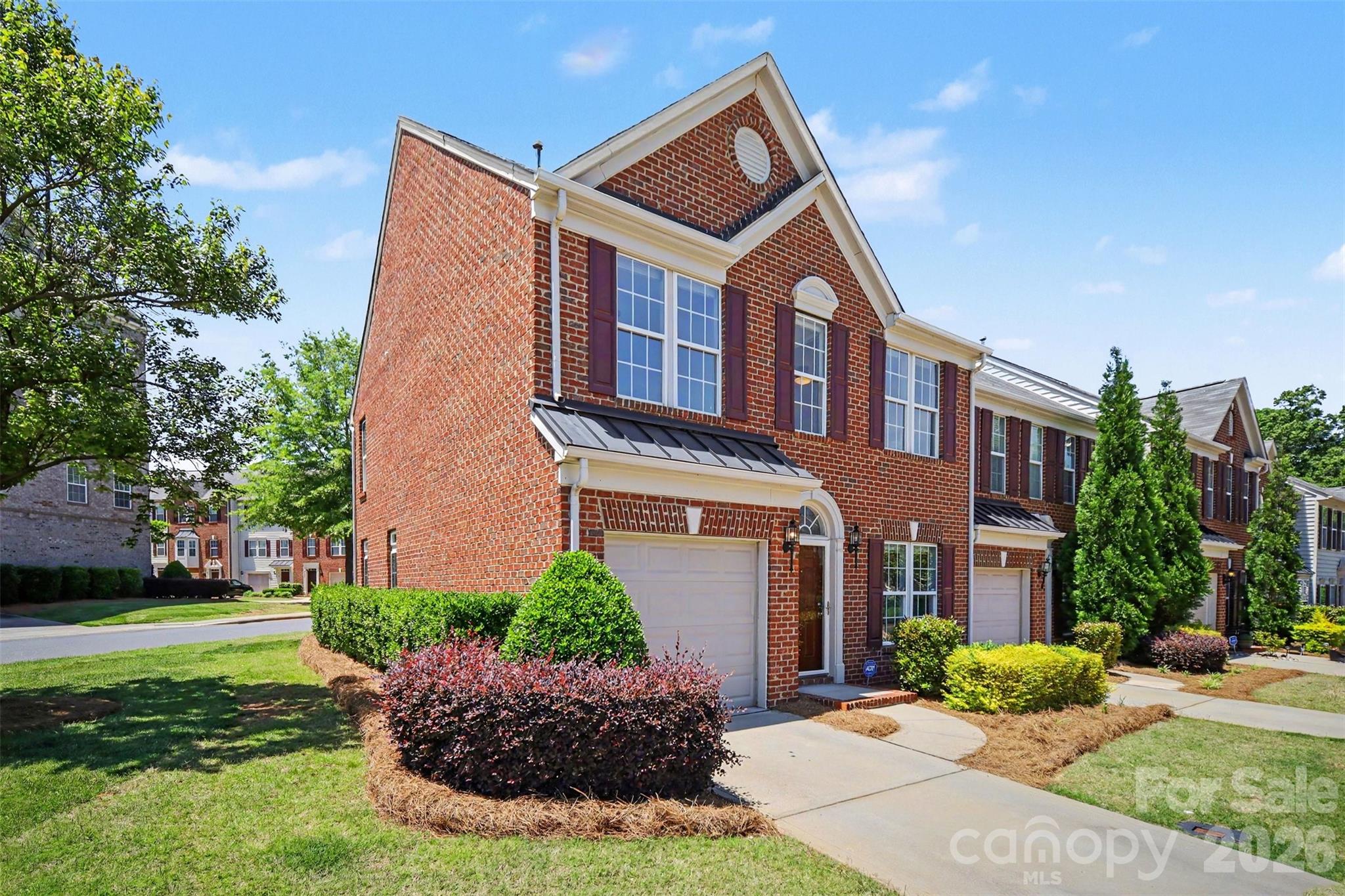 5938 Union Pacific Avenue — Charlotte