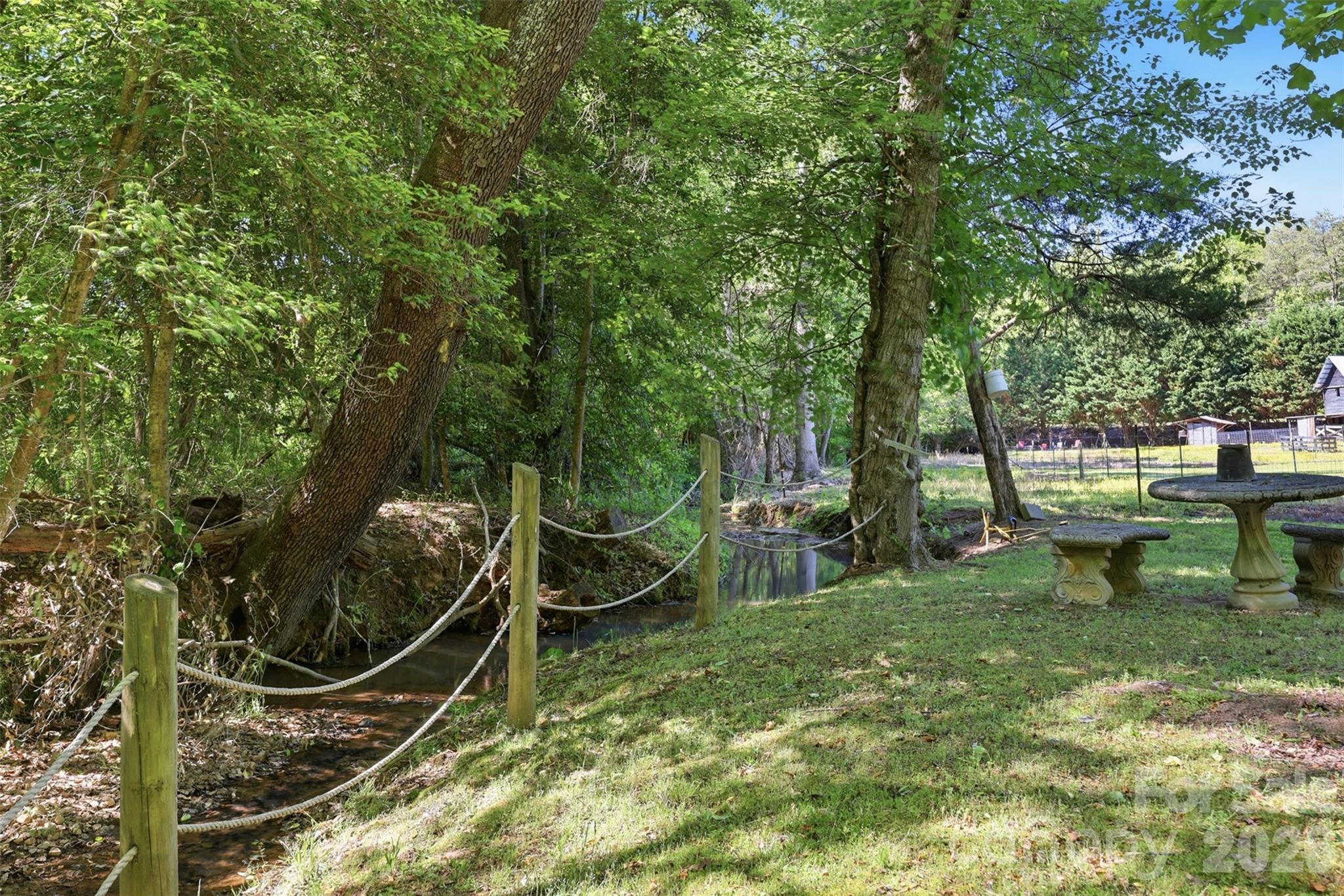 176 + 174 Oak Hollow Road — Union Grove