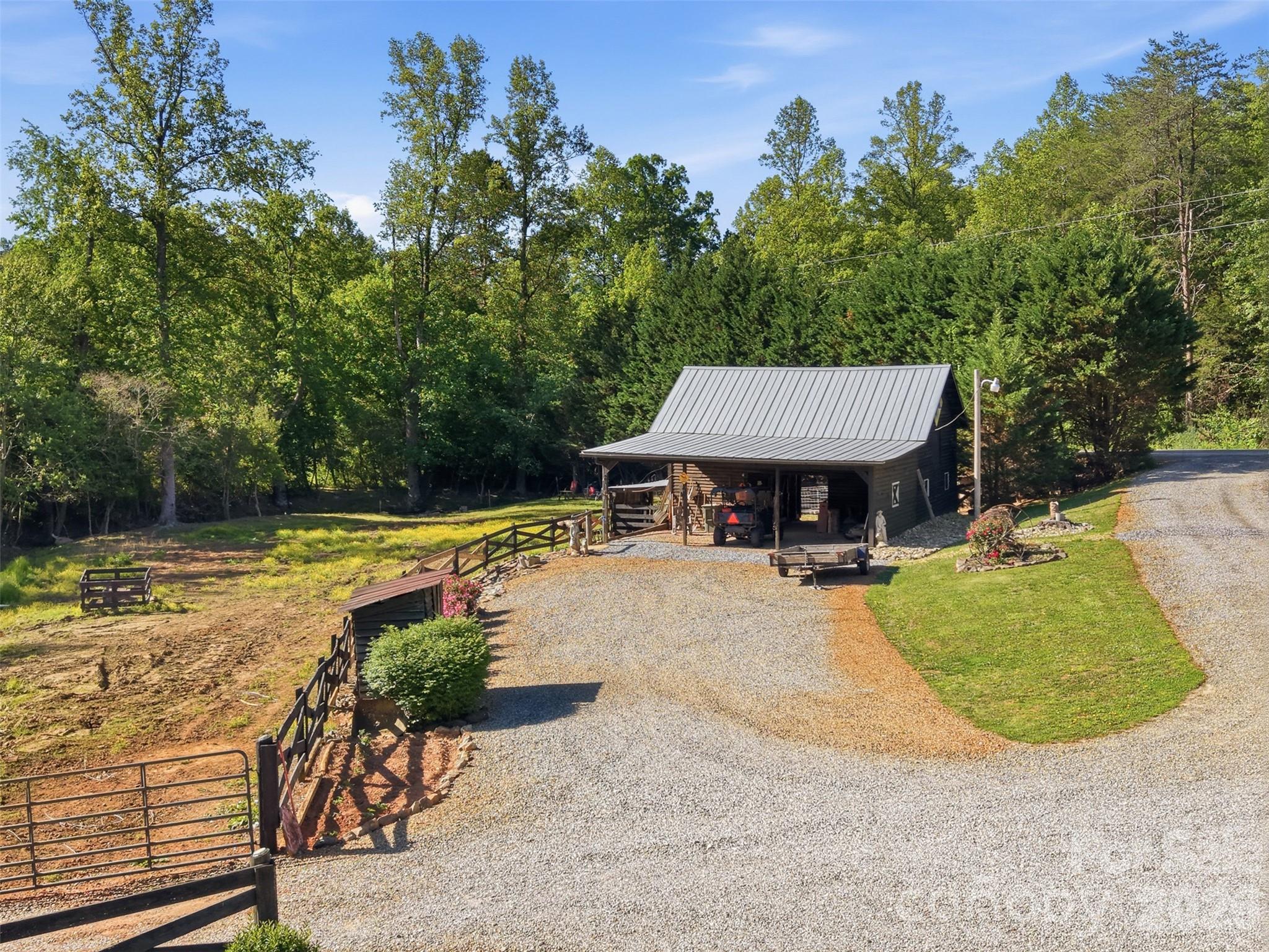 176 + 174 Oak Hollow Road — Union Grove