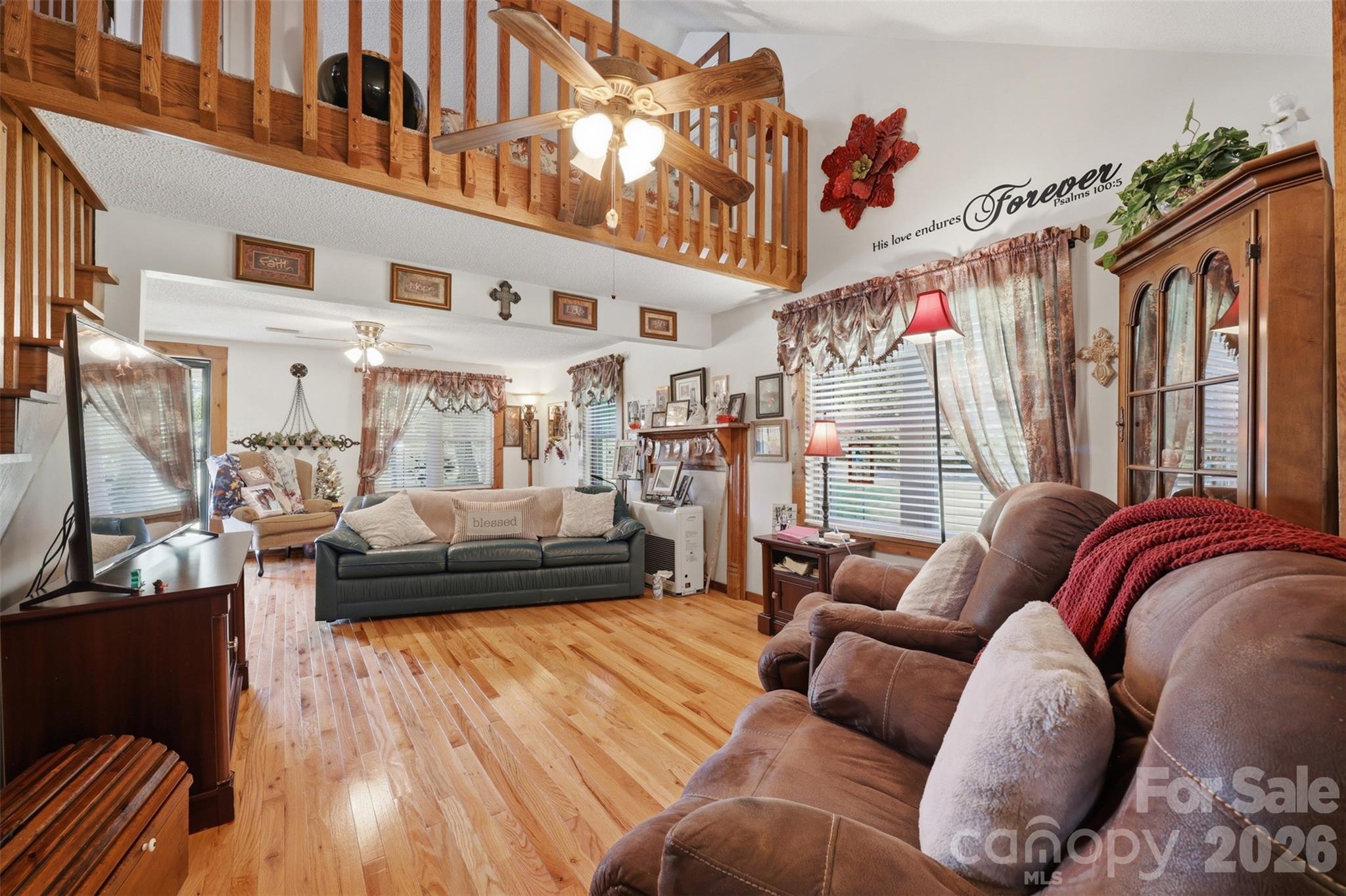 176 + 174 Oak Hollow Road — Union Grove