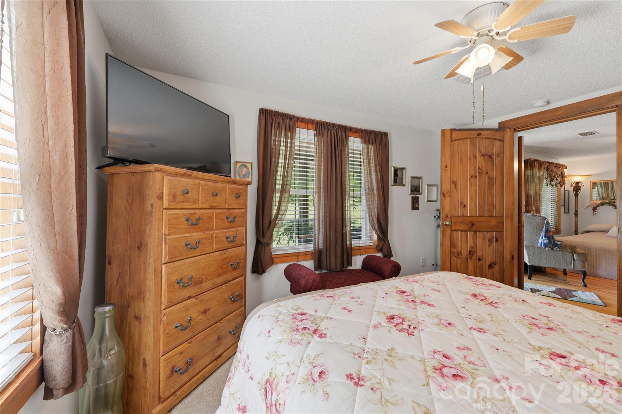 176 + 174 Oak Hollow Road — Union Grove