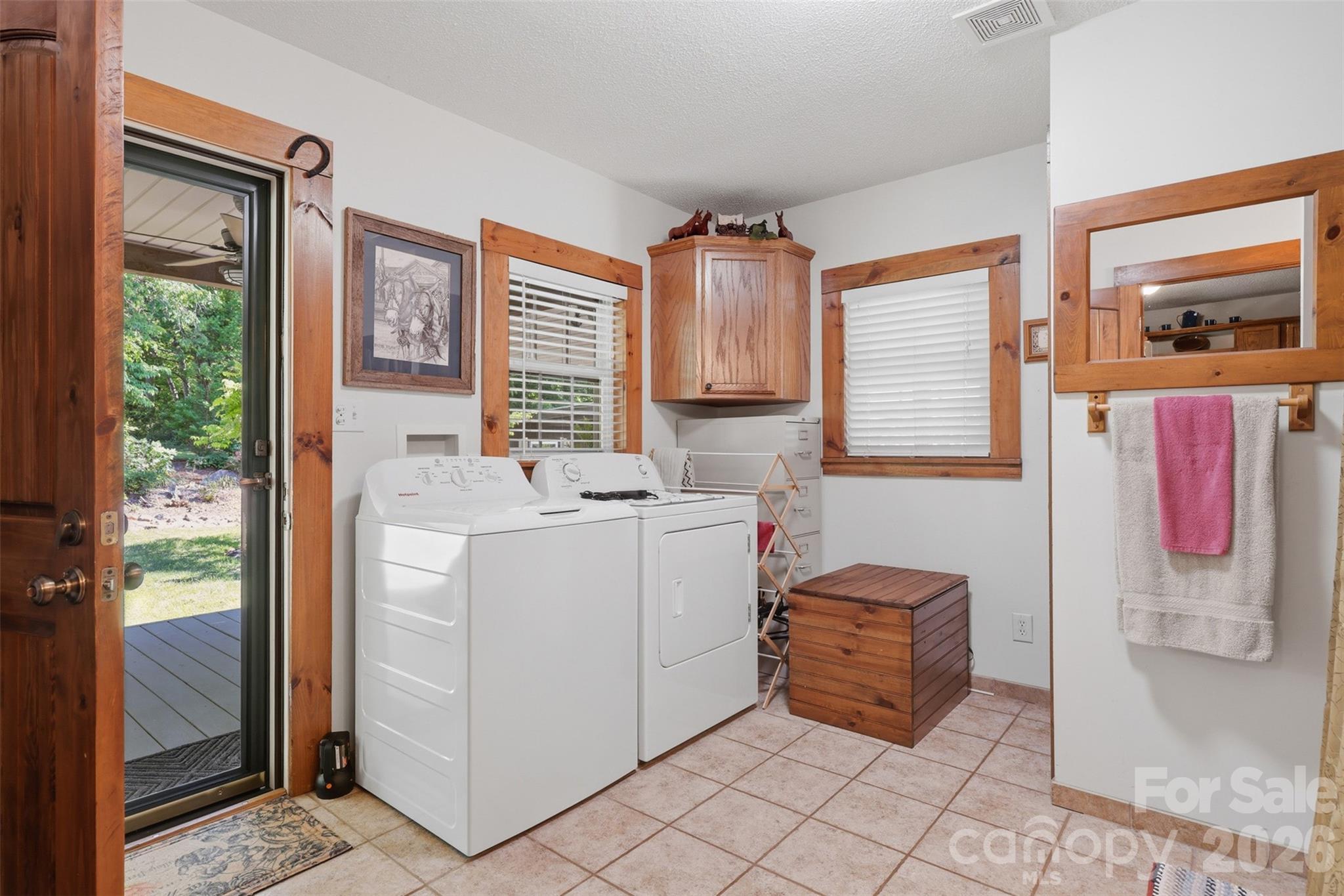 176 + 174 Oak Hollow Road — Union Grove