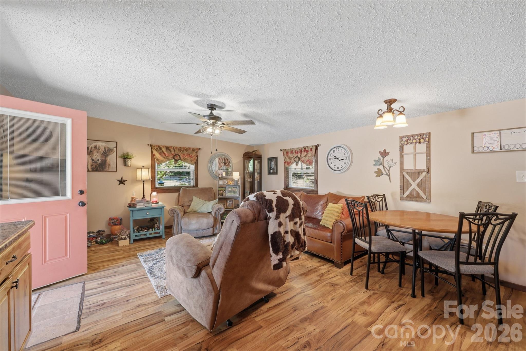 176 + 174 Oak Hollow Road — Union Grove