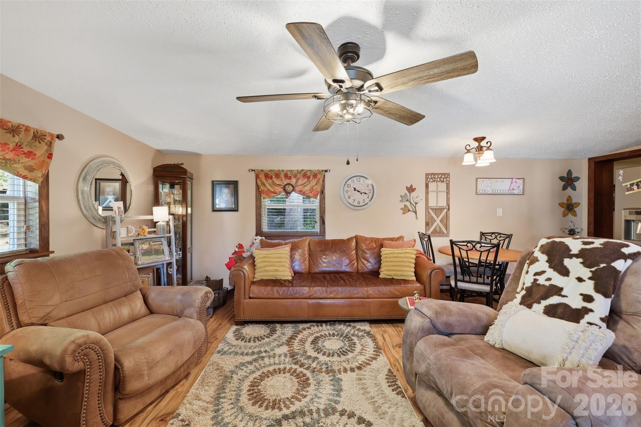 176 + 174 Oak Hollow Road — Union Grove