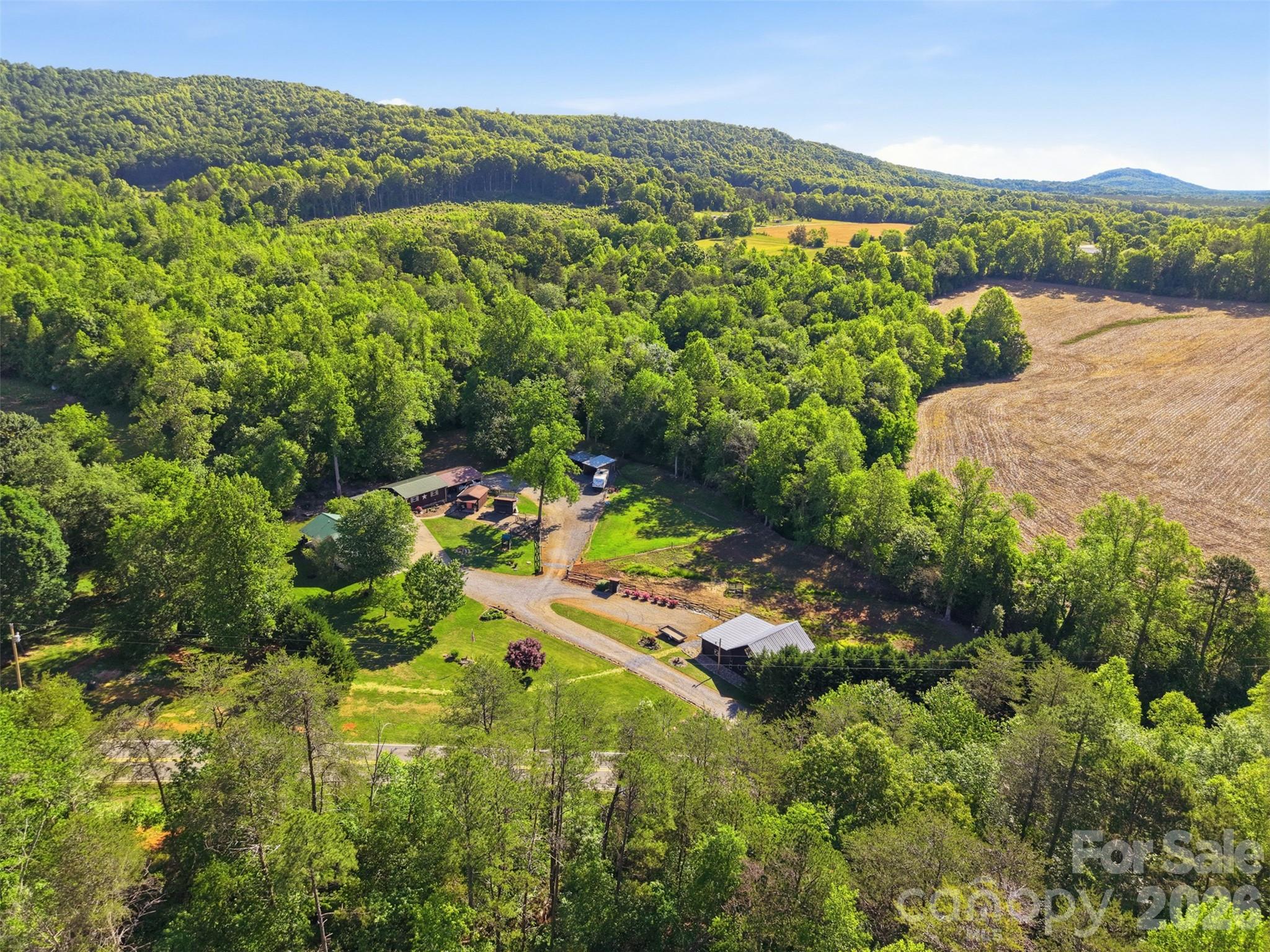 176 + 174 Oak Hollow Road — Union Grove