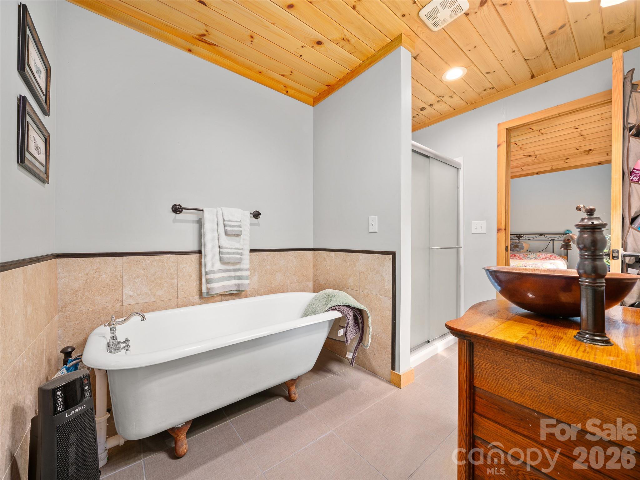 228 Continental Divide Road — Spruce Pine