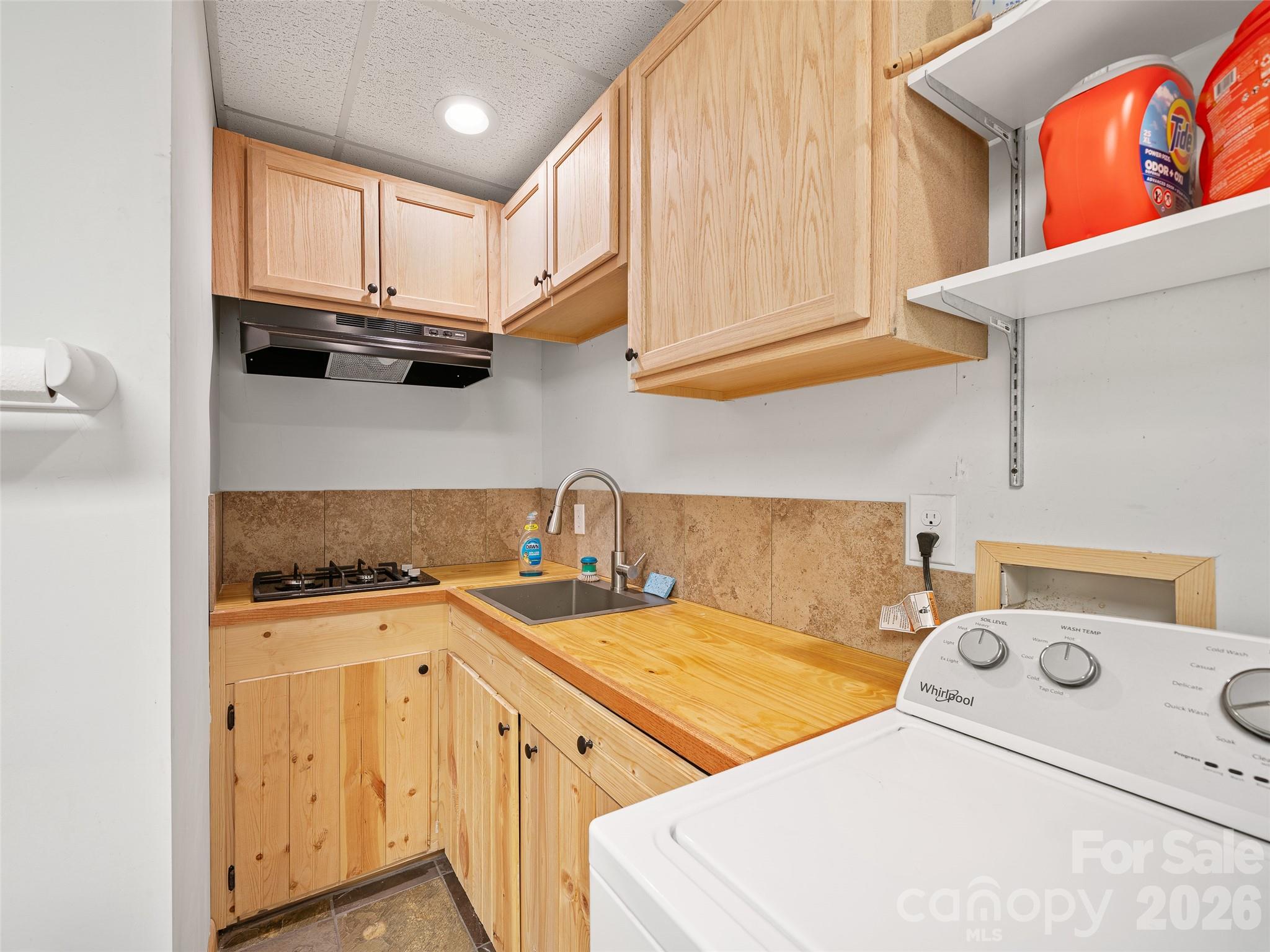 228 Continental Divide Road — Spruce Pine